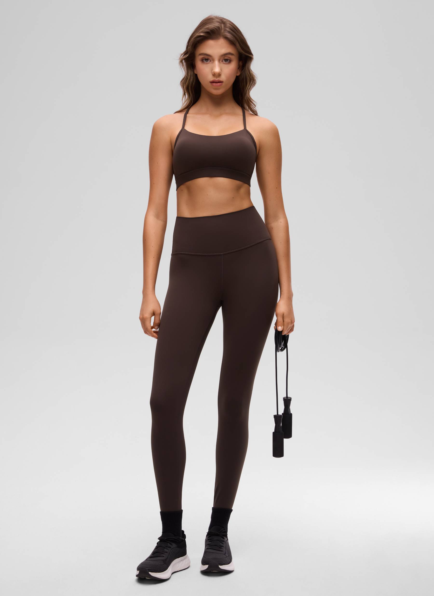 Áo ngực thể thao nữ CRZ YOGA Yoga hỗ trợ nhẹ Butterluxe lưng chữ Y Nâu Hot Fudge