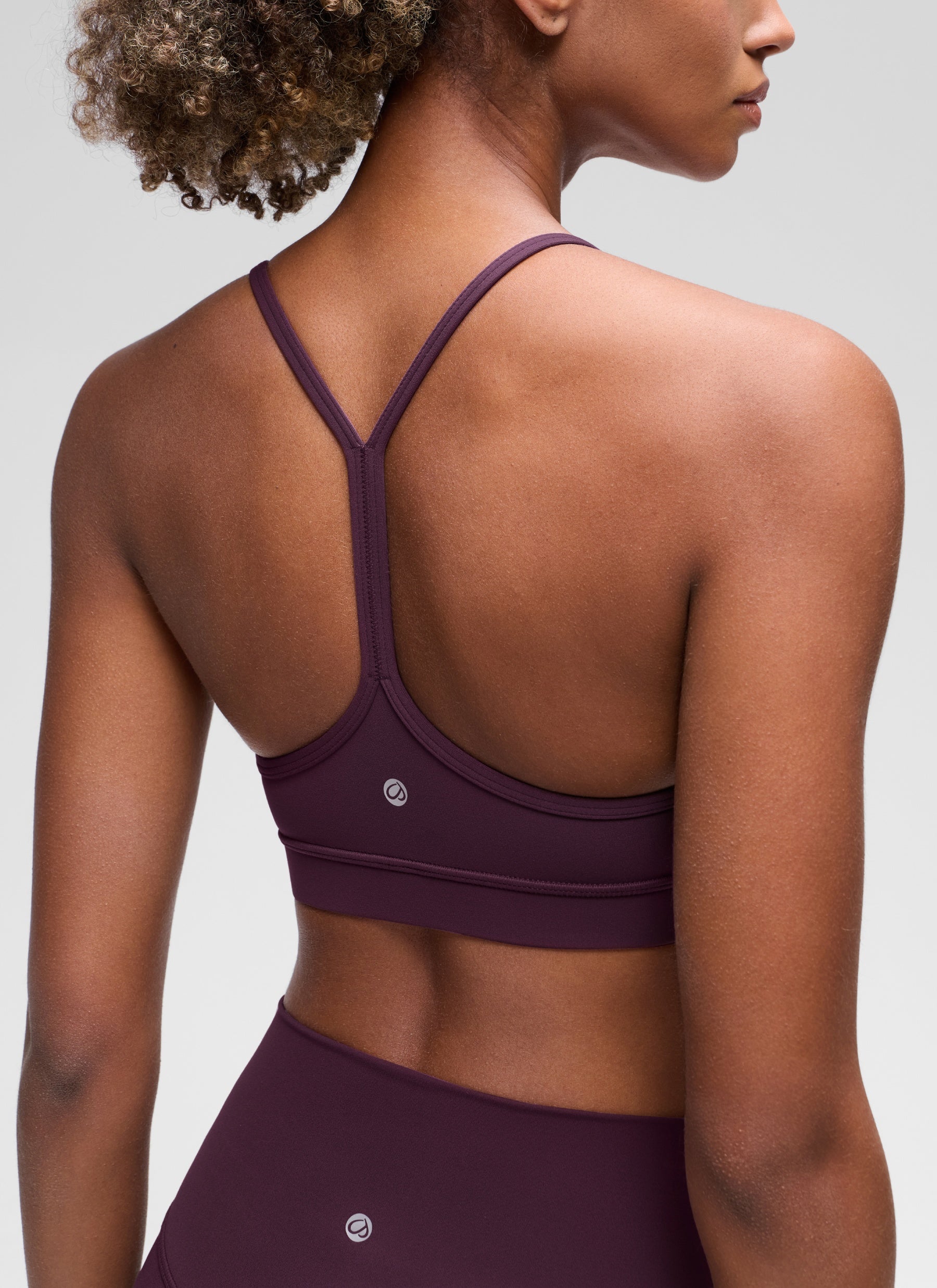 Áo lót Butterluxe CRZ YOGA dành cho nữ, kiểu Yoga, độ nâng nhẹ, Butterluxe , thiết kế lưng chữ Y, màu tím đậm
