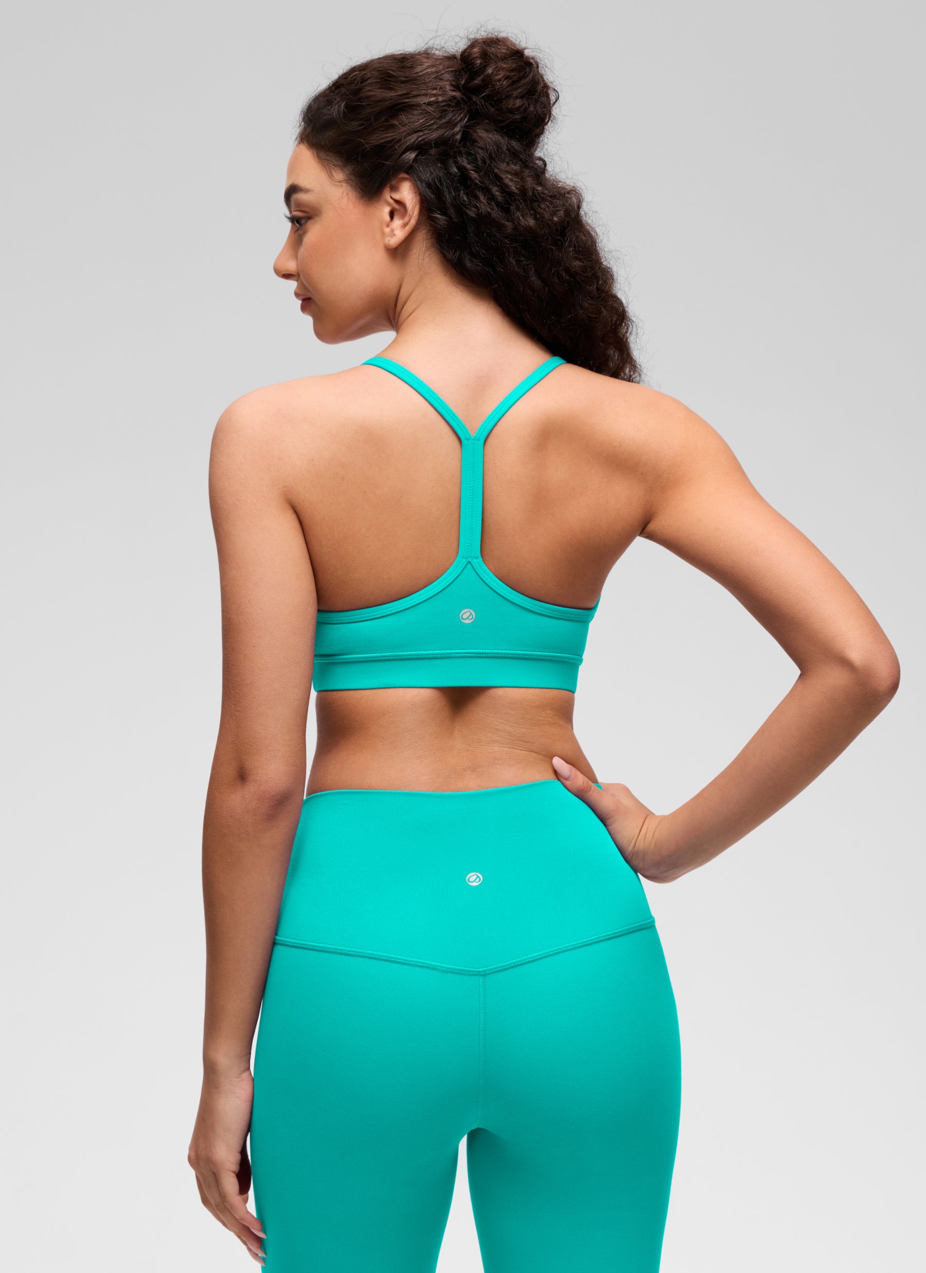 Áo lót Butterluxe CRZ YOGA dành cho nữ, kiểu Yoga, độ nâng nhẹ, Butterluxe , cổ chữ Y, họa tiết Tropics, màu Teal