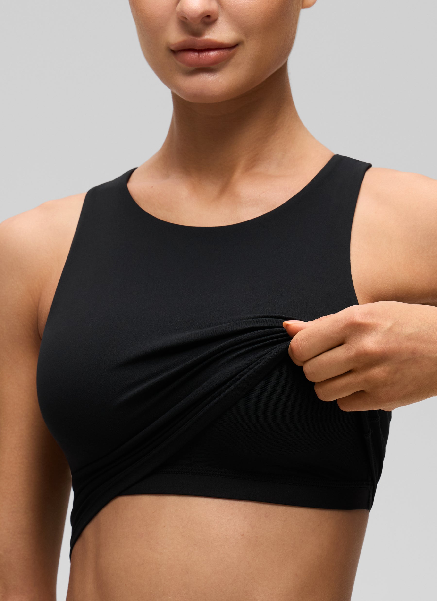 CRZ YOGA Butterluxe dành cho nữ, cổ cao, lưng khoét sâu, độ hỗ trợ thấp, màu đen