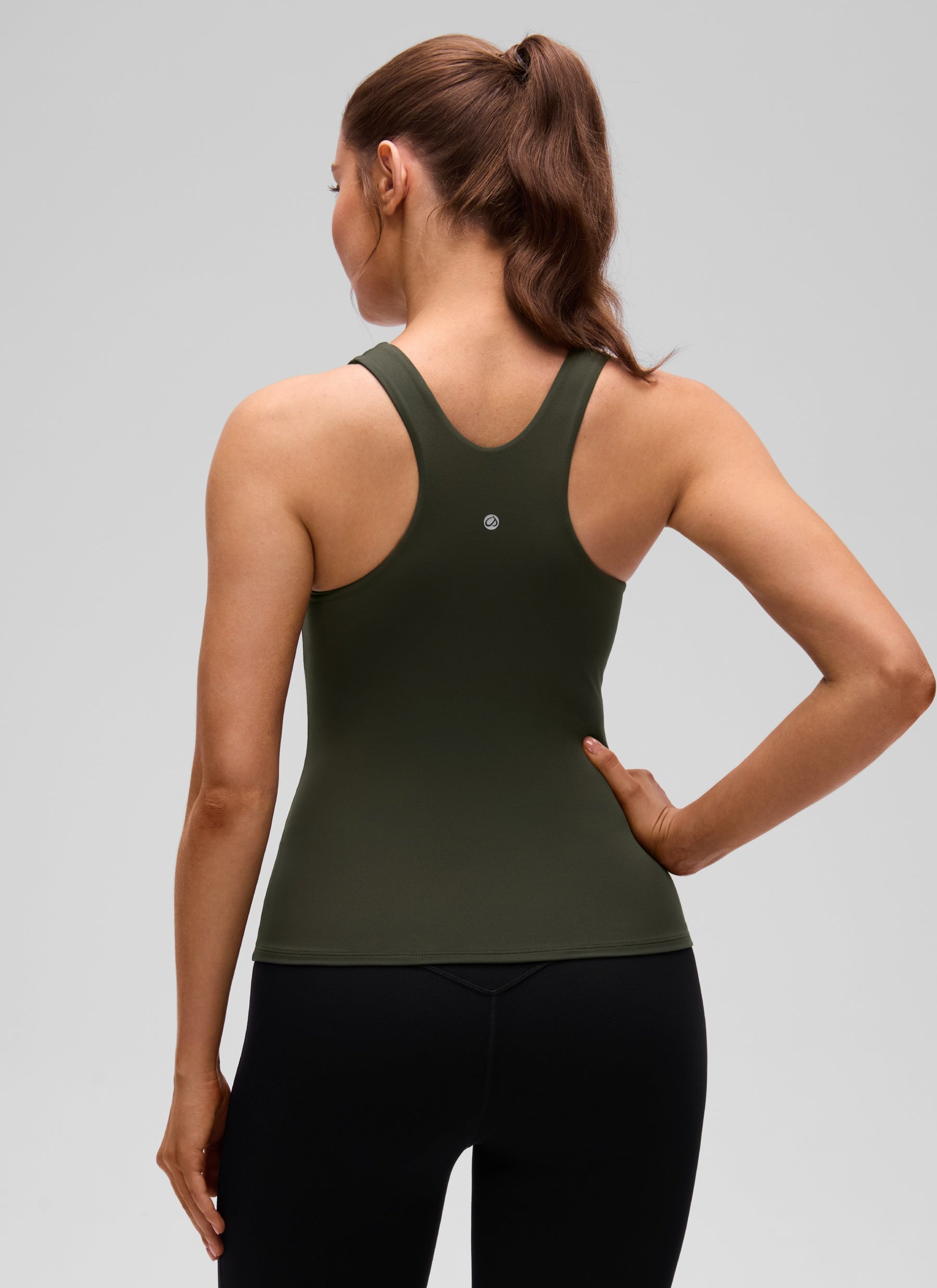 CRZ YOGA Wanita Butterluxe Bra Terbina Dalam Leher Tinggi Racerback Tank Hijau Zaitun