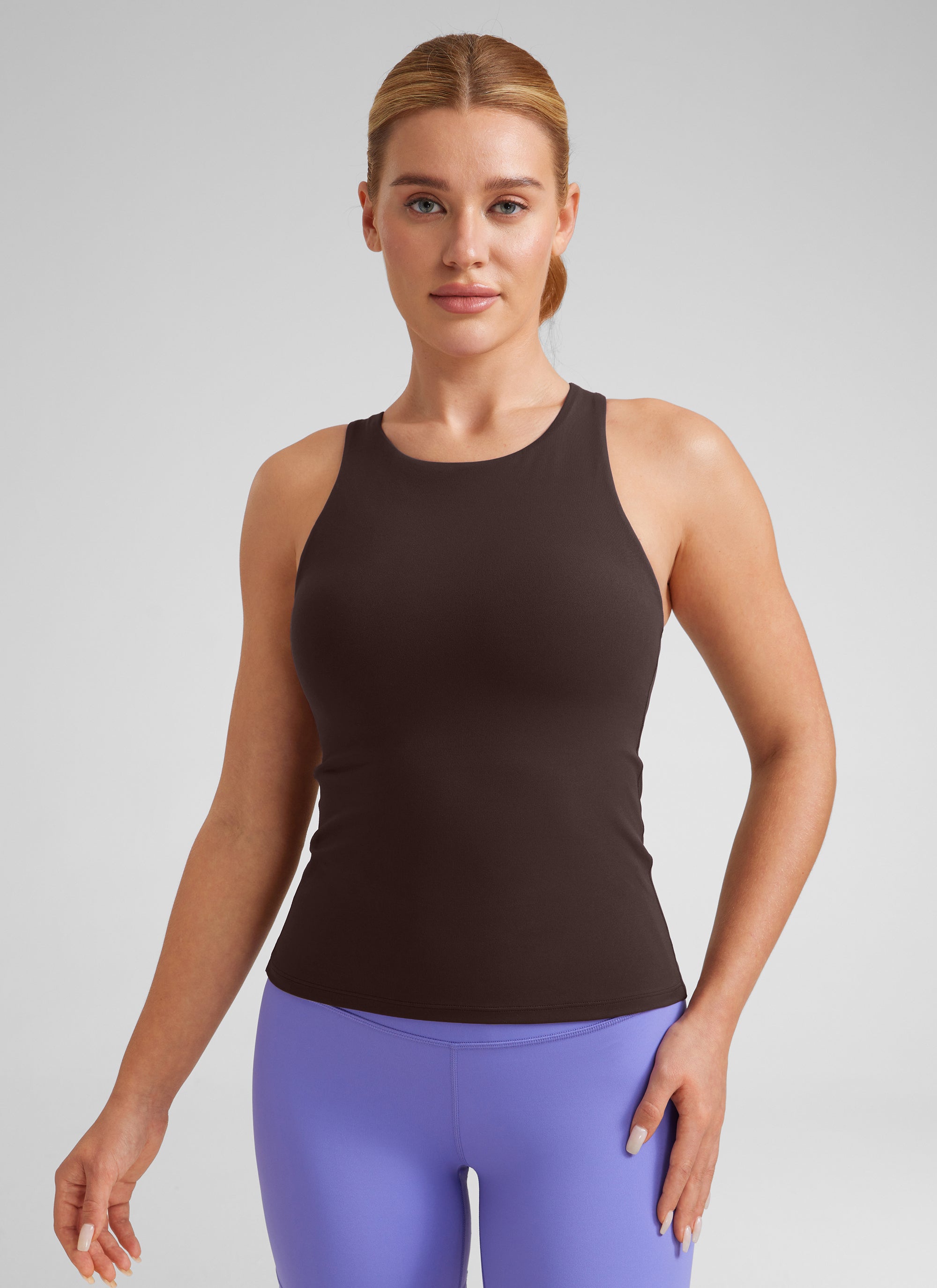 CRZ YOGA Wanita Butterluxe Bra Terbina Dalam Leher Tinggi Racerback Tank Hot Fudge Coklat