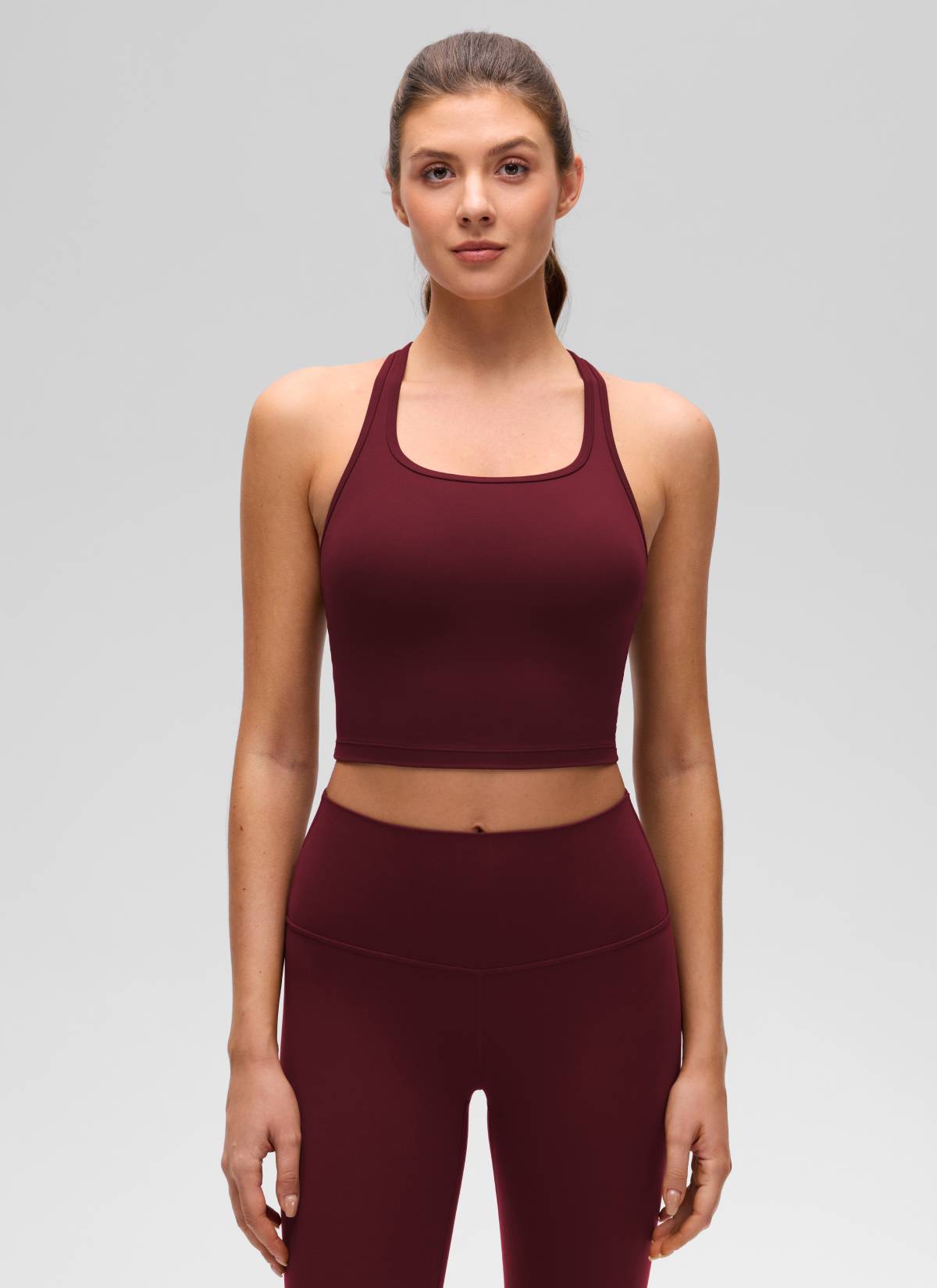 CRZ YOGA महिलाओं के लिए कम सपोर्ट वाला योगा पैड Butterluxe स्कूप नेक ब्रा, वाई-बैक, रेड मर्लोट