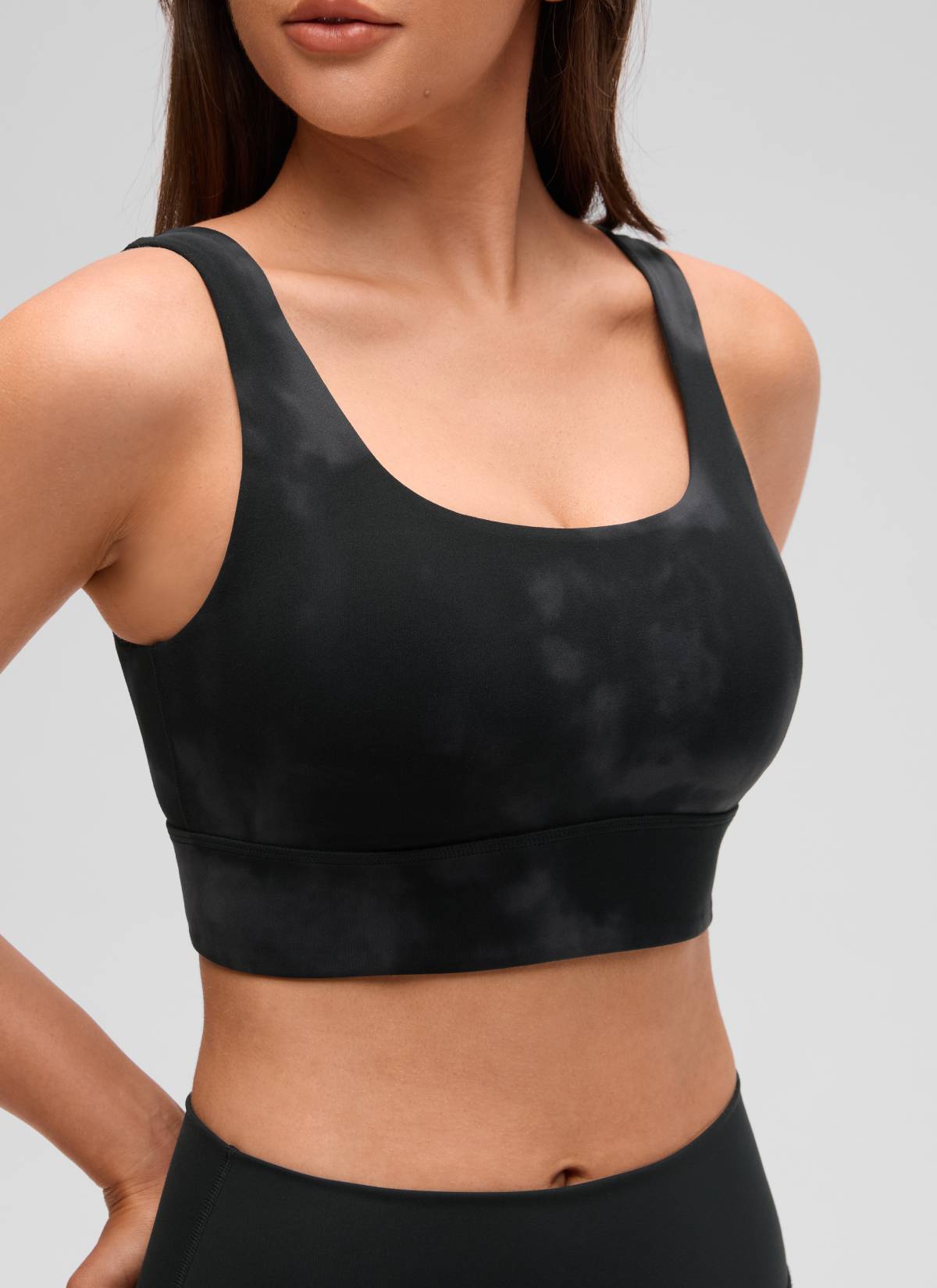CRZ YOGA Yoga Sokongan Rendah Wanita Butterluxe Bra Sukan U Belakang Tali Panjang Bunga Pewarna Hitam Tali Selimut