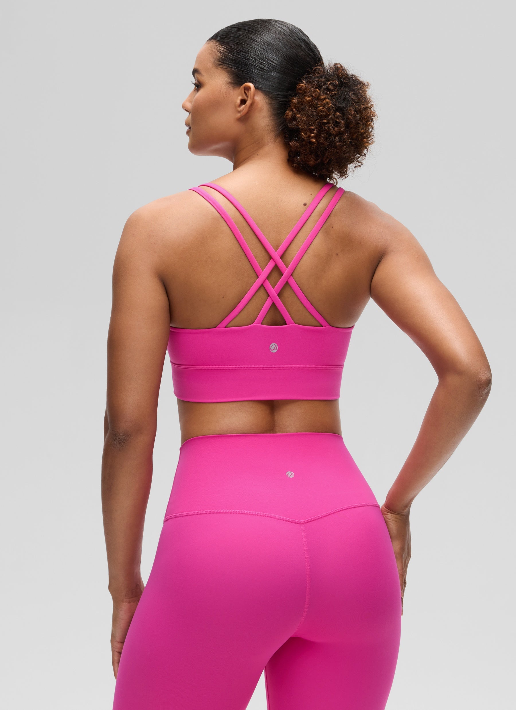 CRZ YOGA Wanita Butterluxe Bra Cawan Acuan Bertali Panjang Bersalut Silang Bertali Bunga Raya Ungu