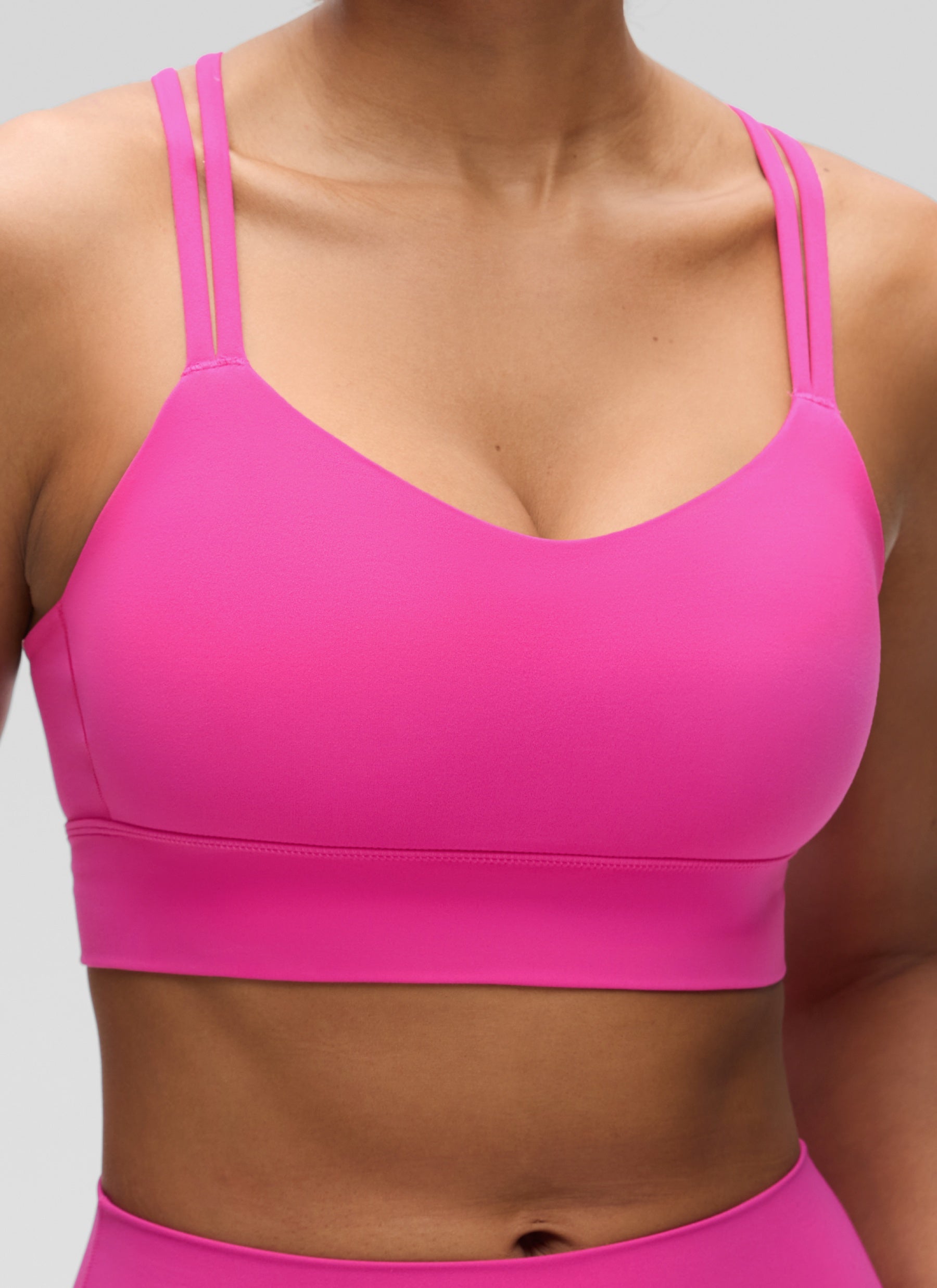 CRZ YOGA Wanita Butterluxe Bra Cawan Acuan Bertali Panjang Bersalut Silang Bertali Bunga Raya Ungu