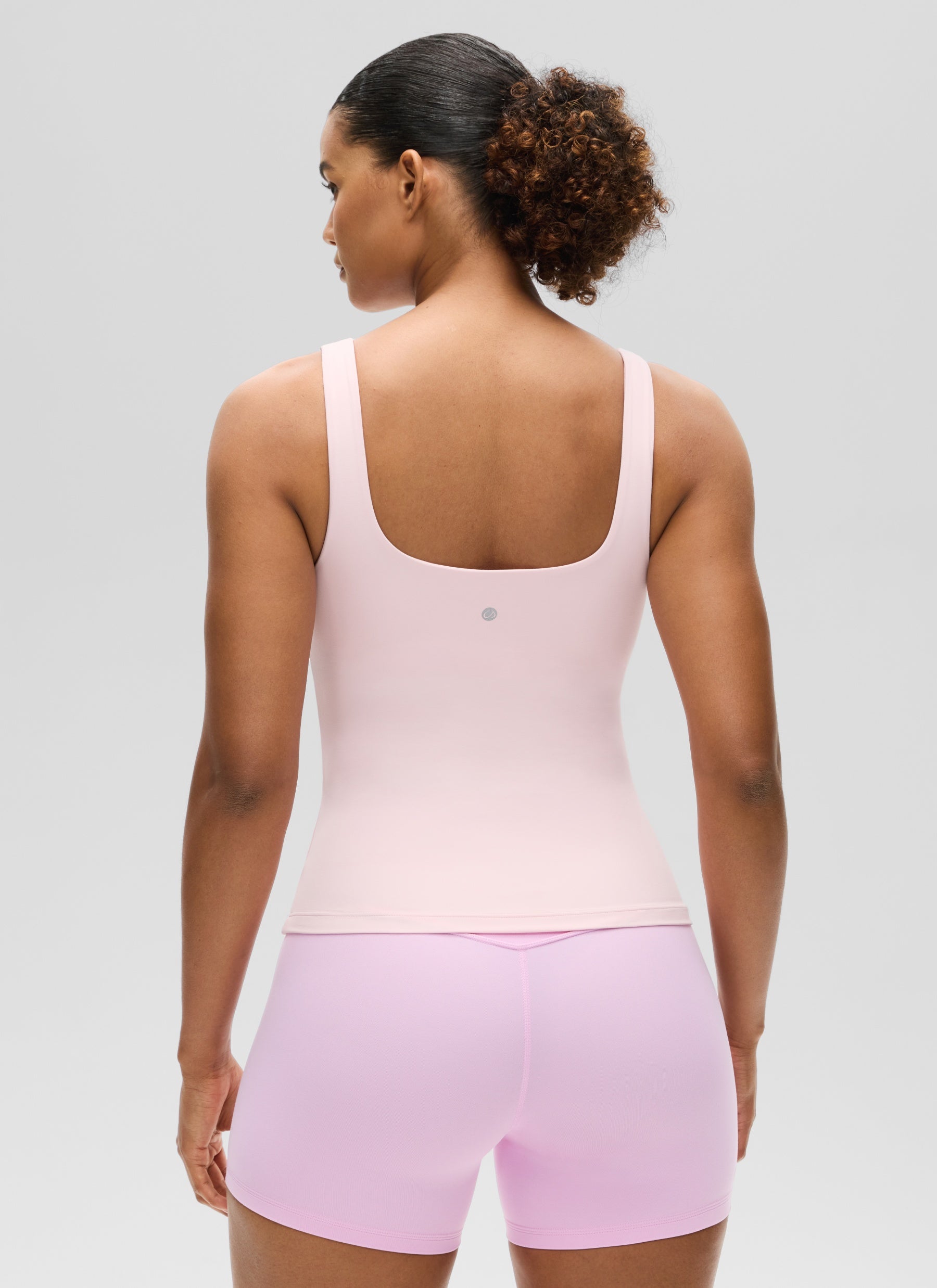 Baju Atasan SlimFit Wanita CRZ YOGA Butterluxe Bra Terbina Dalam Leher U Tangki Strawberi Merah Jambu