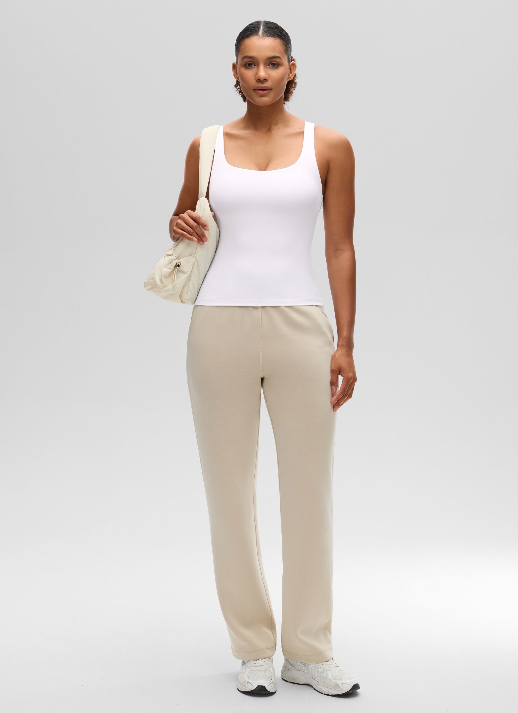 Baju Atasan SlimFit Wanita CRZ YOGA Butterluxe Bra Terbina Dalam Leher U Tanks Putih