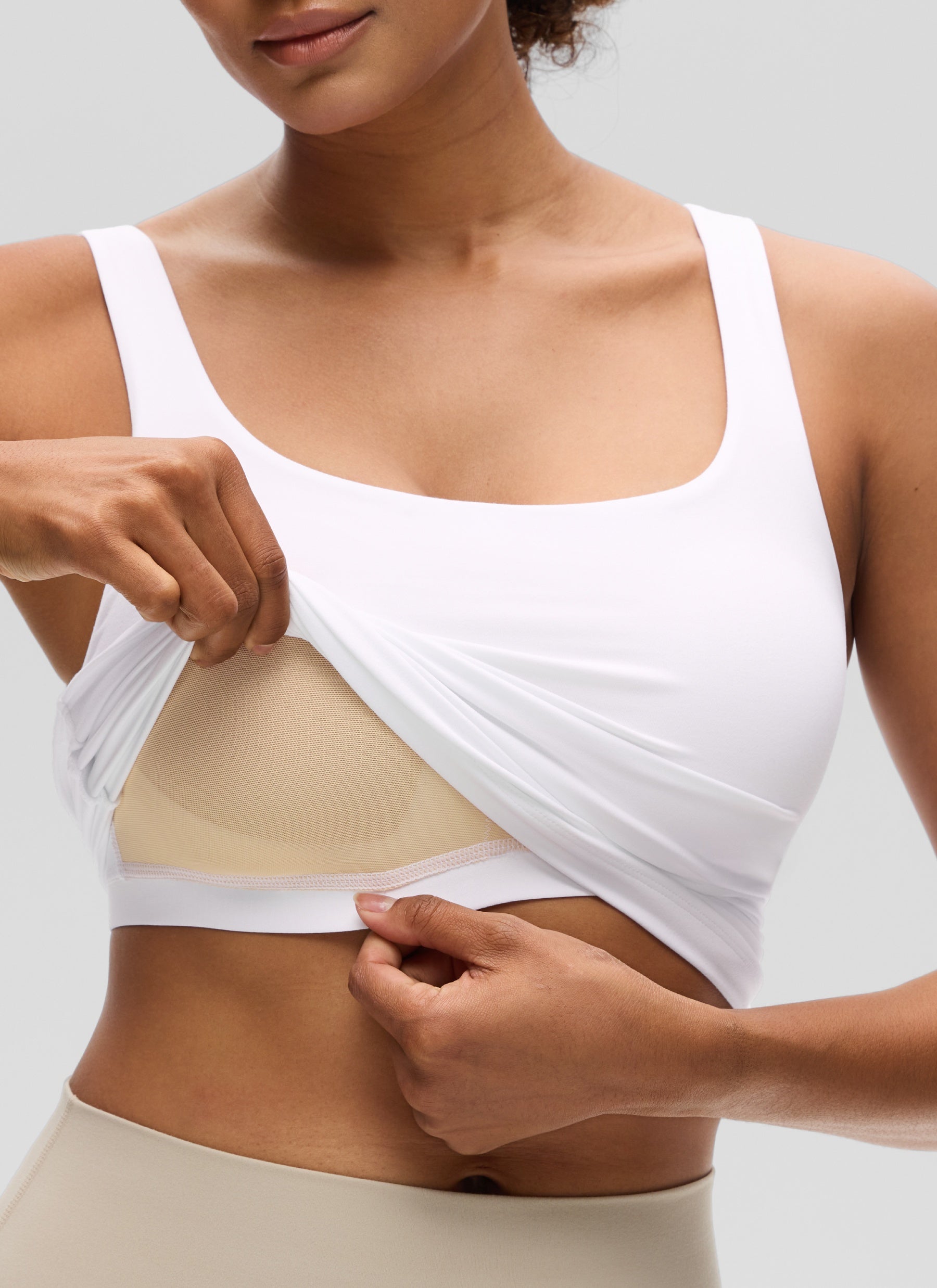 Baju Atasan SlimFit Wanita CRZ YOGA Butterluxe Bra Terbina Dalam Leher U Tanks Putih