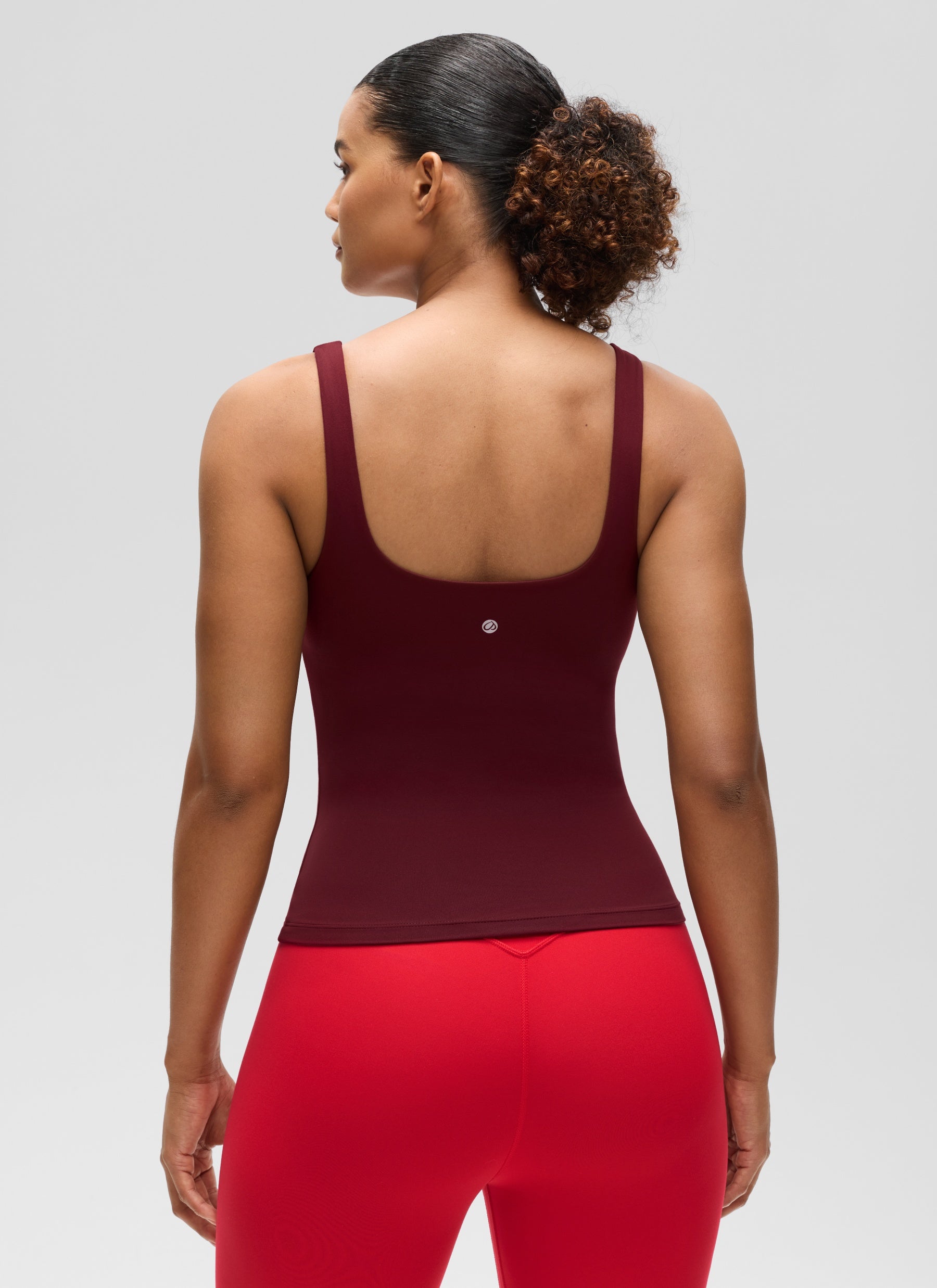 Baju Atasan SlimFit Wanita CRZ YOGA Butterluxe Bra Terbina Dalam U Neck Tanks Red Merlot