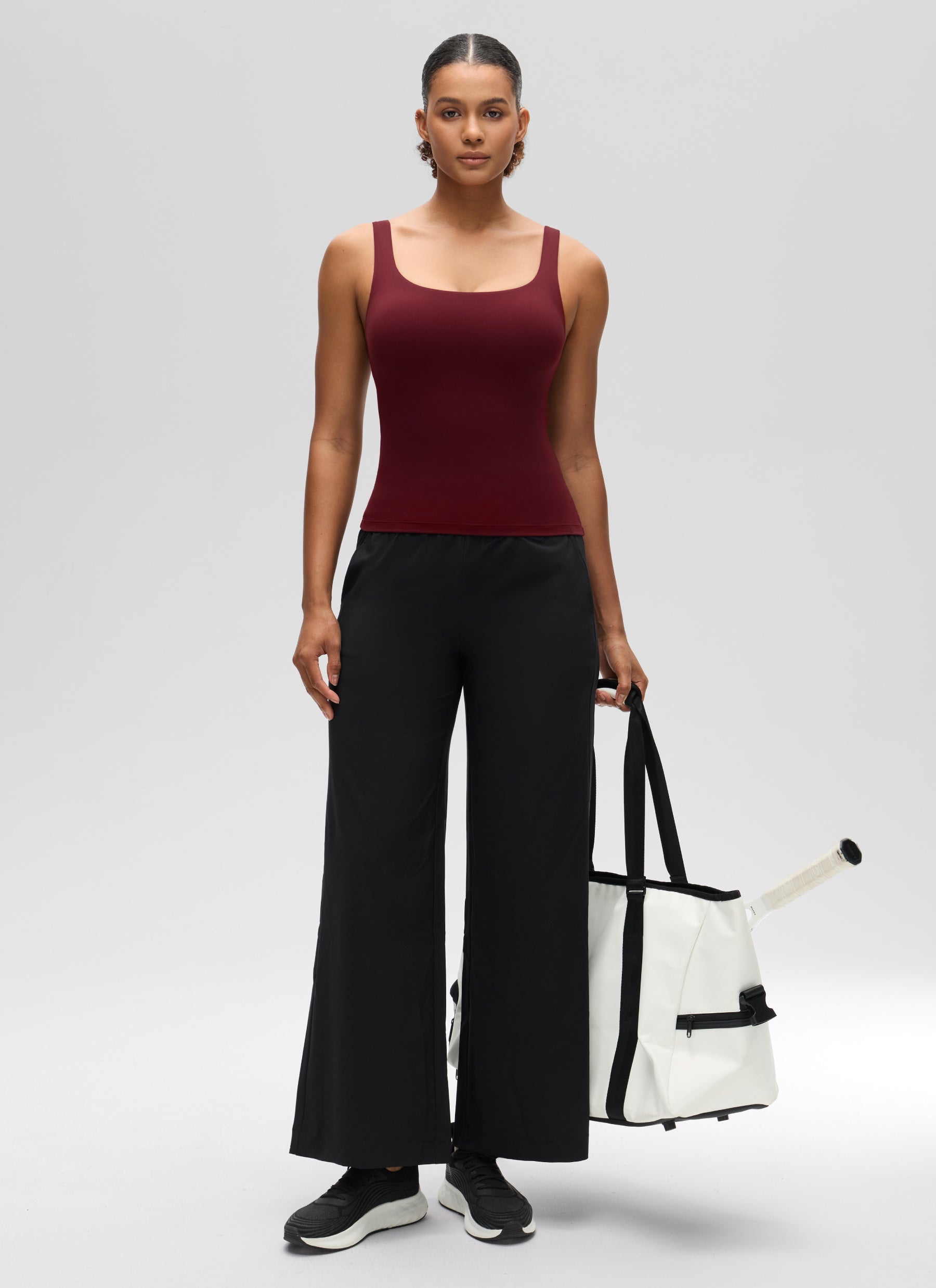 Baju Atasan SlimFit Wanita CRZ YOGA Butterluxe Bra Terbina Dalam U Neck Tanks Red Merlot