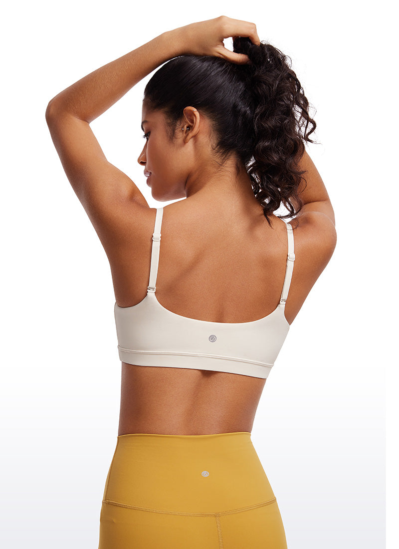CRZ YOGA Bra Wanita Butterluxe dengan Tali Spaghetti Butterluxe dan Leher Bulat, Warna Putih Aprikot