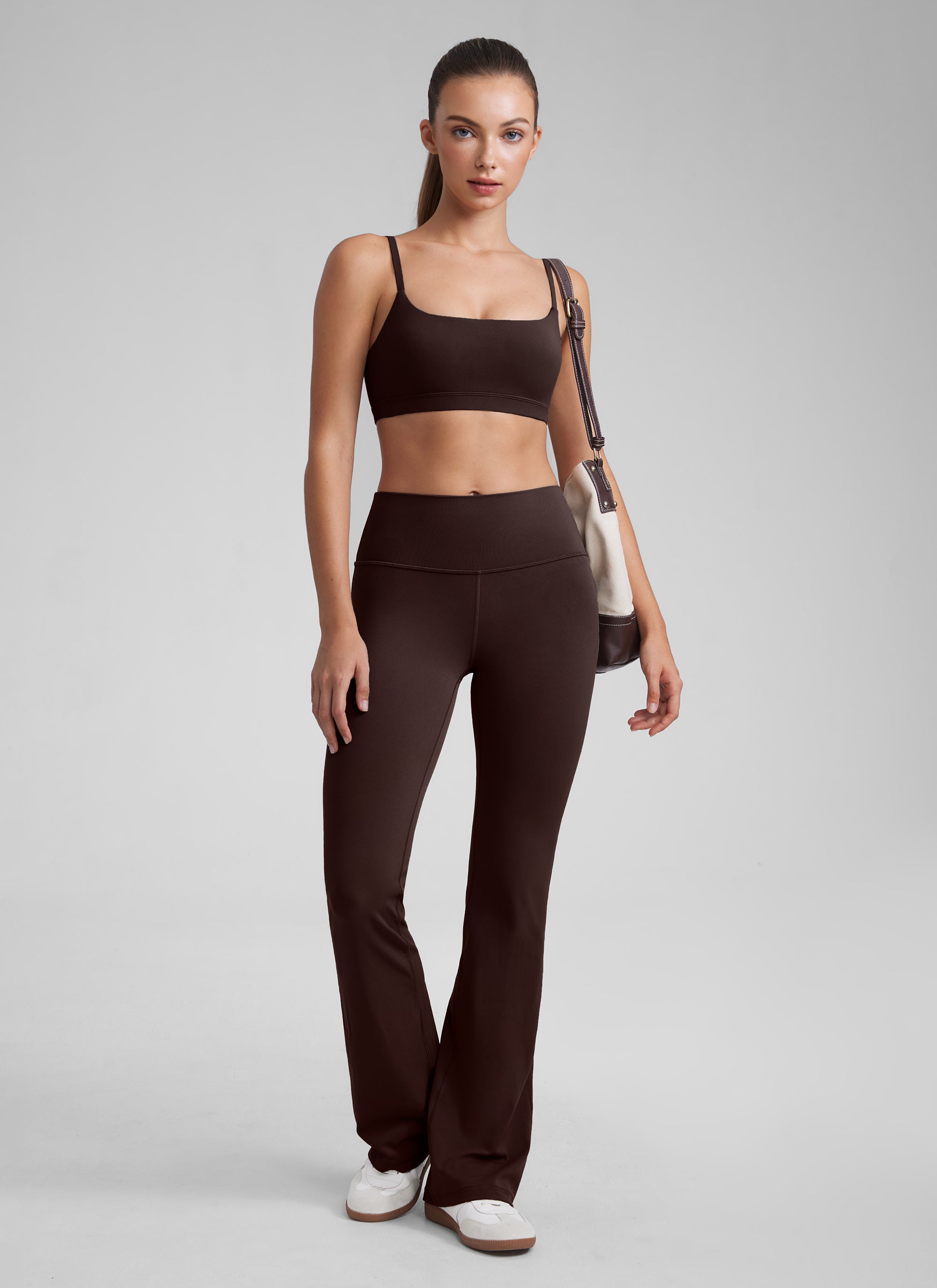 CRZ YOGA - Áo lót thể thao nữ Butterluxe có dây mảnh Butterluxe , cổ tròn, màu nâu sô-cô-la nóng