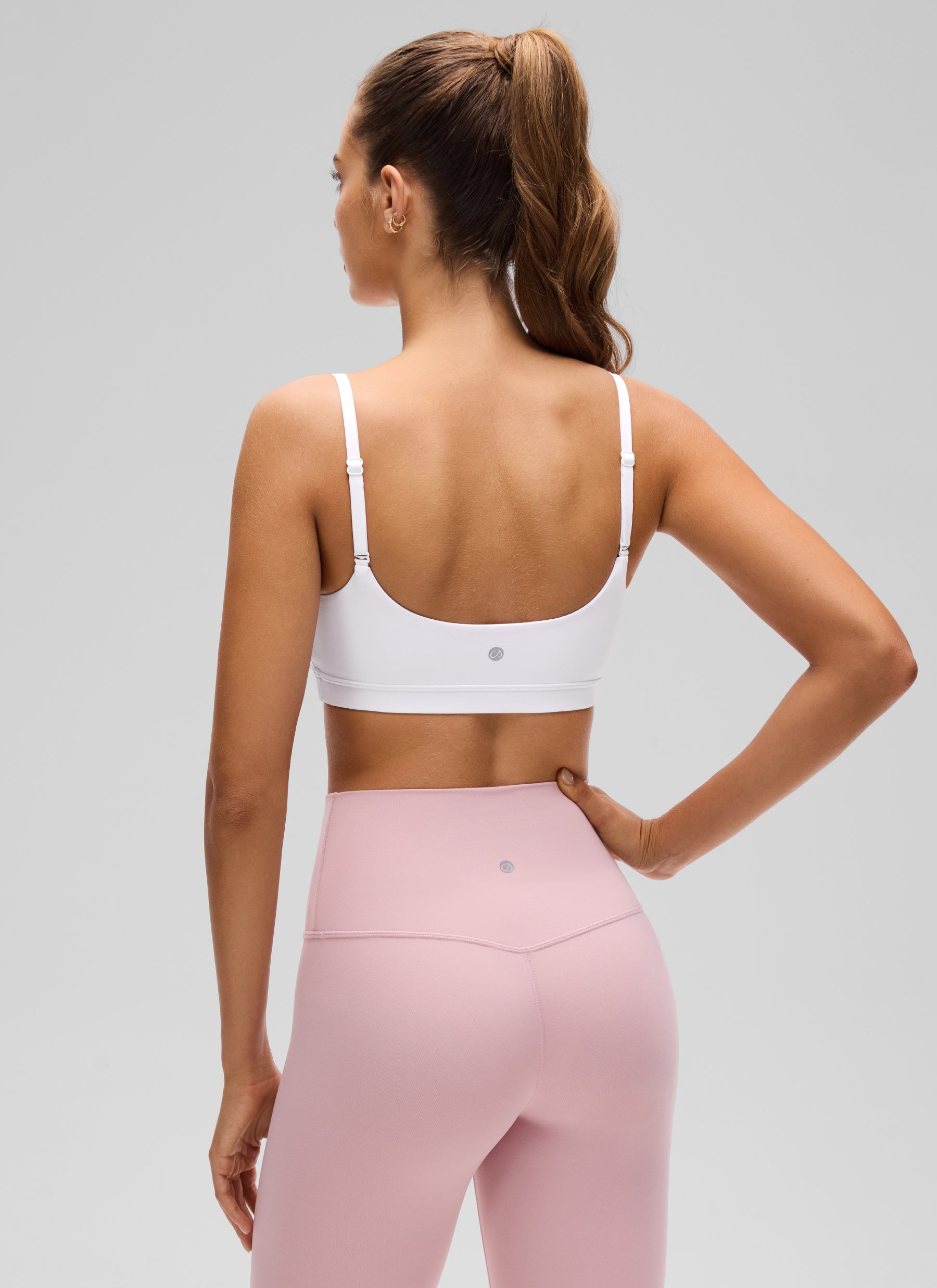 Áo lót thể thao CRZ YOGA dành cho nữ, Butterluxe , dây mảnh Butterluxe , cổ tròn, màu trắng