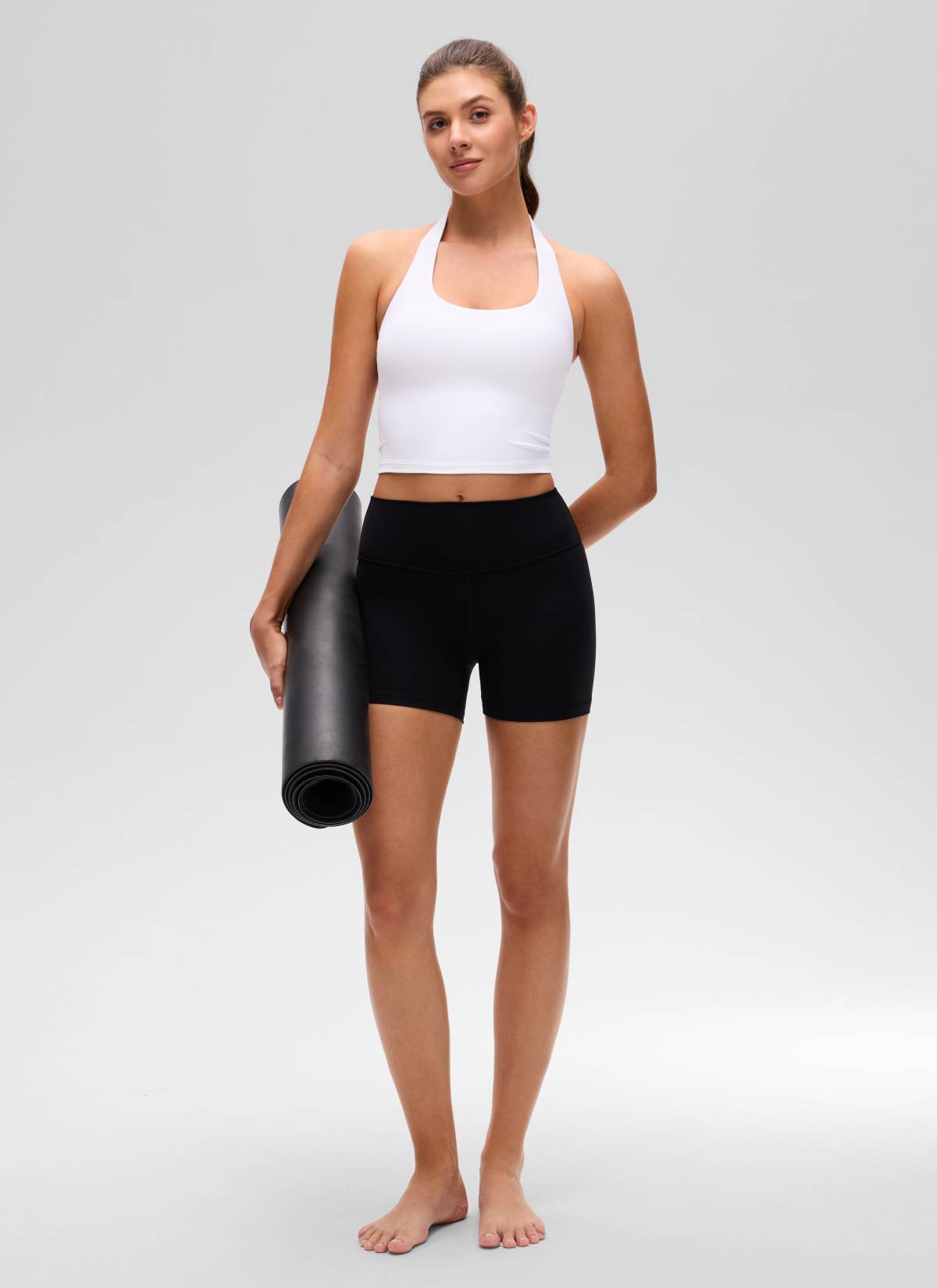 Áo crop top thể thao kiểu áo lót thể thao dài cổ Butterluxe dành cho nữ của CRZ YOGA, màu trắng