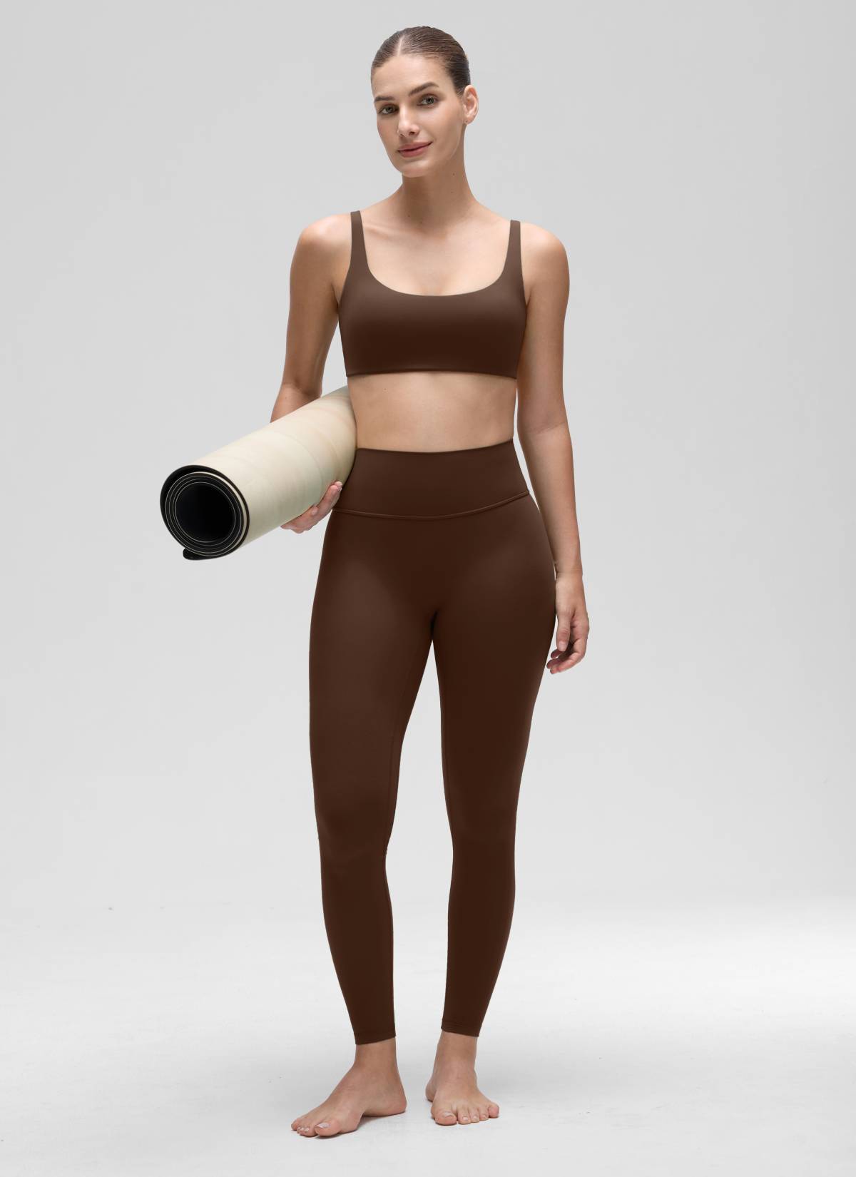 CRZ YOGA Wanita, Bra Mini Berbusa dengan Leher Persegi dan Model Cami " Butterluxe ", Warna Lava Brown