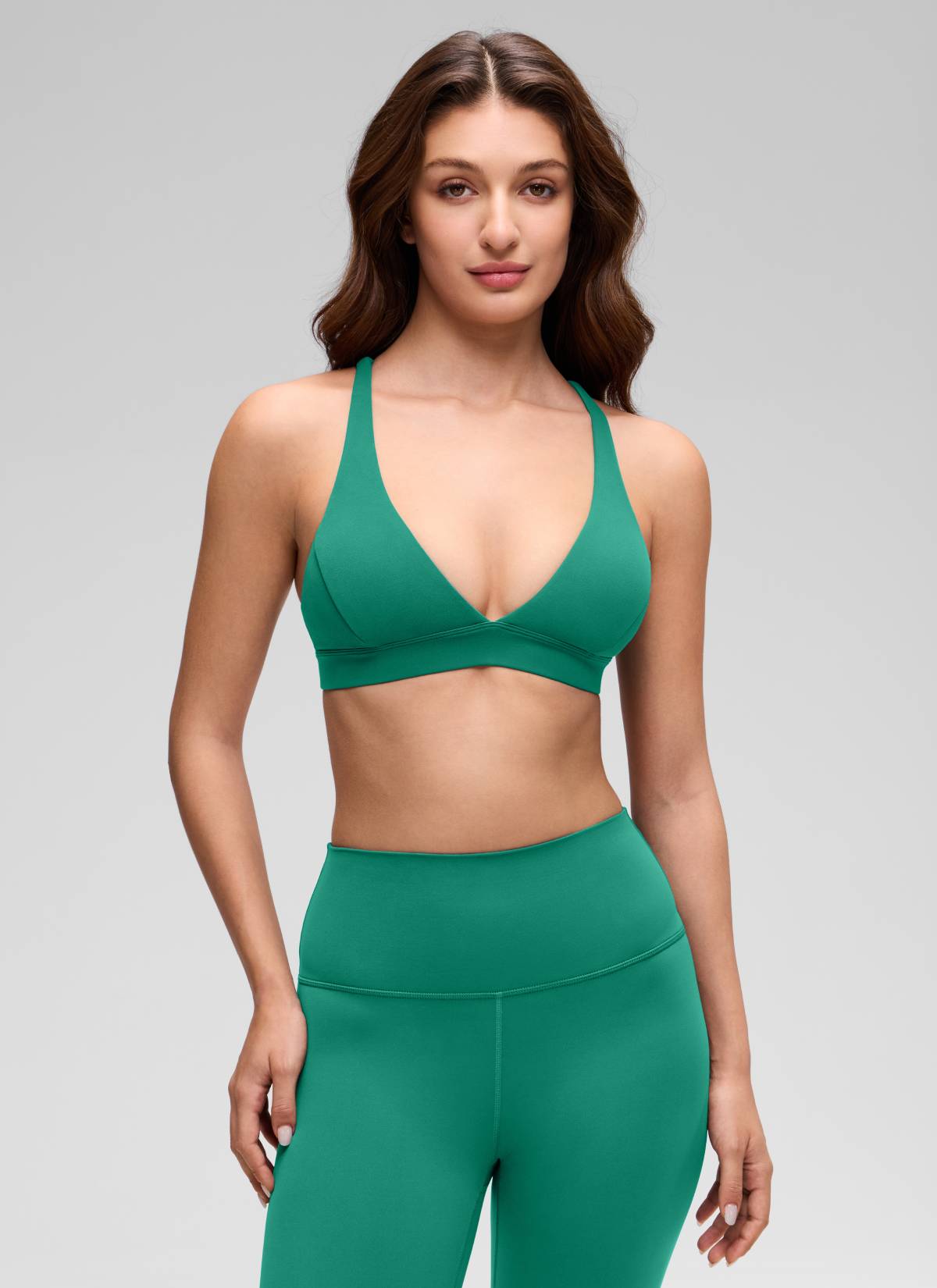 Bra Yoga CRZ YOGA Wanita Penopang Ringan Butterluxe Strappy Back V Neck Cascadia Green