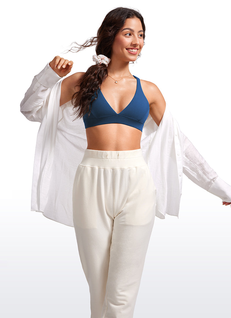 CRZ YOGA Bra Yoga Wanita dengan Dukungan Ringan, Model " Butterluxe ", Punggung Ber tali, Leher V, Warna Biru Laut Prancis