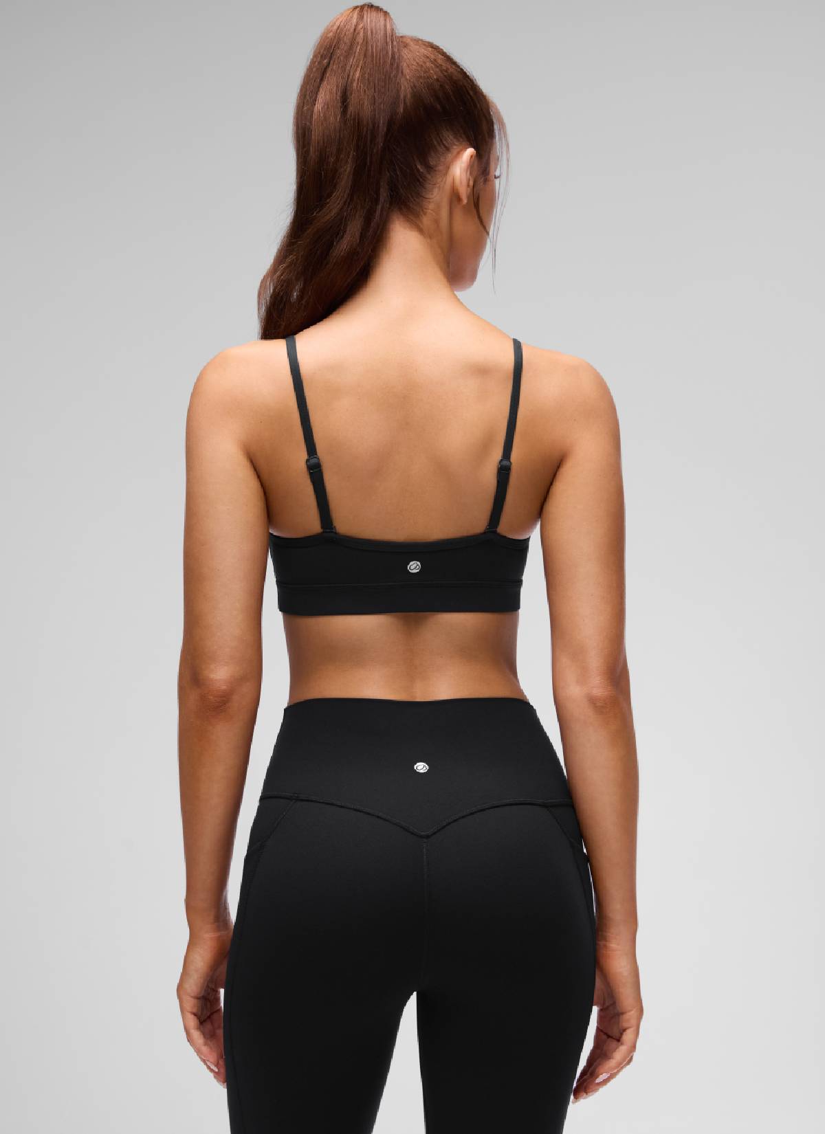 CRZ YOGA Butterluxe Áo lót thể thao yoga cổ chữ V dành cho nữ có đệm mút, màu đen