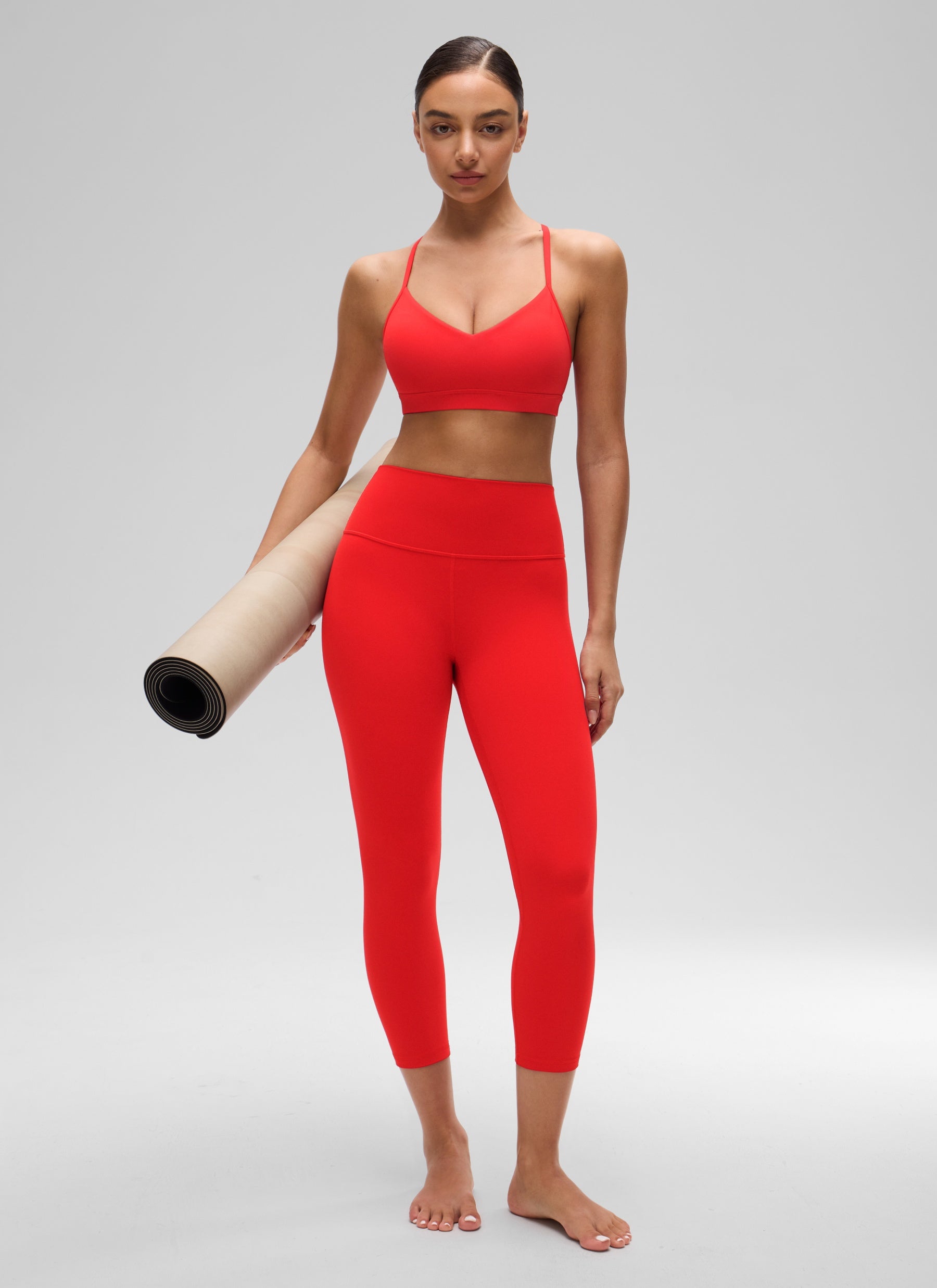 CRZ YOGA Butterluxe Áo lót thể thao yoga cổ chữ V dành cho nữ, có đệm, màu đỏ đậm