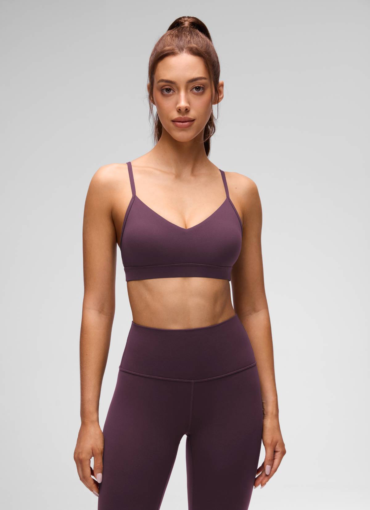 CRZ YOGA Butterluxe Áo lót thể thao yoga cổ chữ V dành cho nữ có đệm, màu tím nho gai