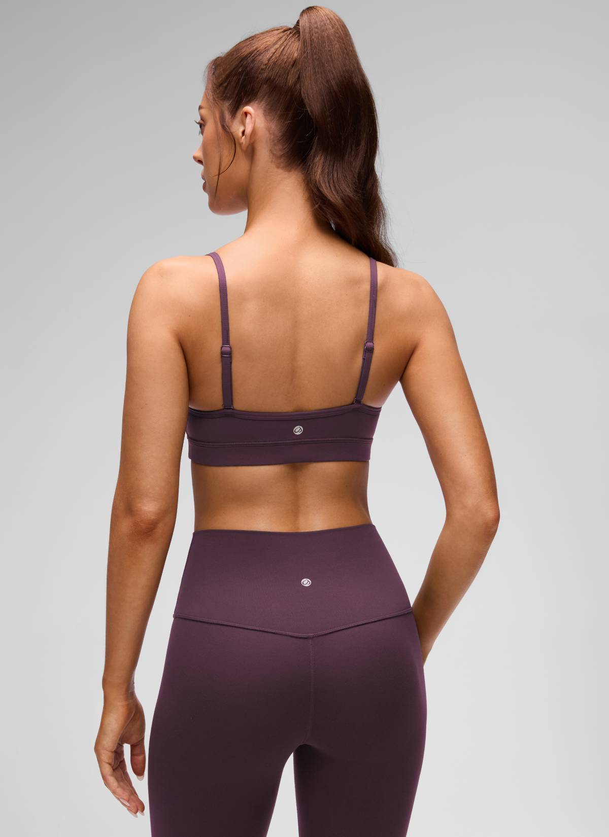 CRZ YOGA Butterluxe Áo lót thể thao yoga cổ chữ V dành cho nữ có đệm, màu tím nho gai