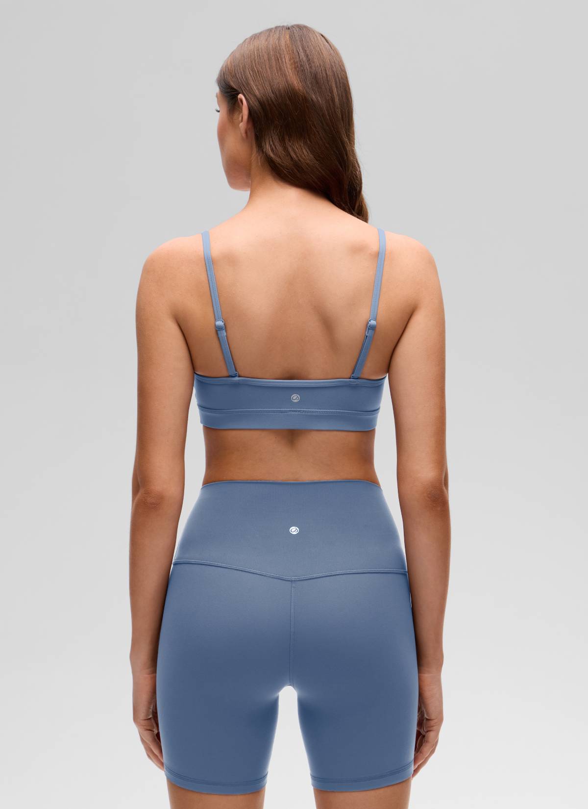 CRZ YOGA Butterluxe Áo lót thể thao yoga cổ chữ V dành cho nữ, có đệm, chất liệu denim đã qua xử lý