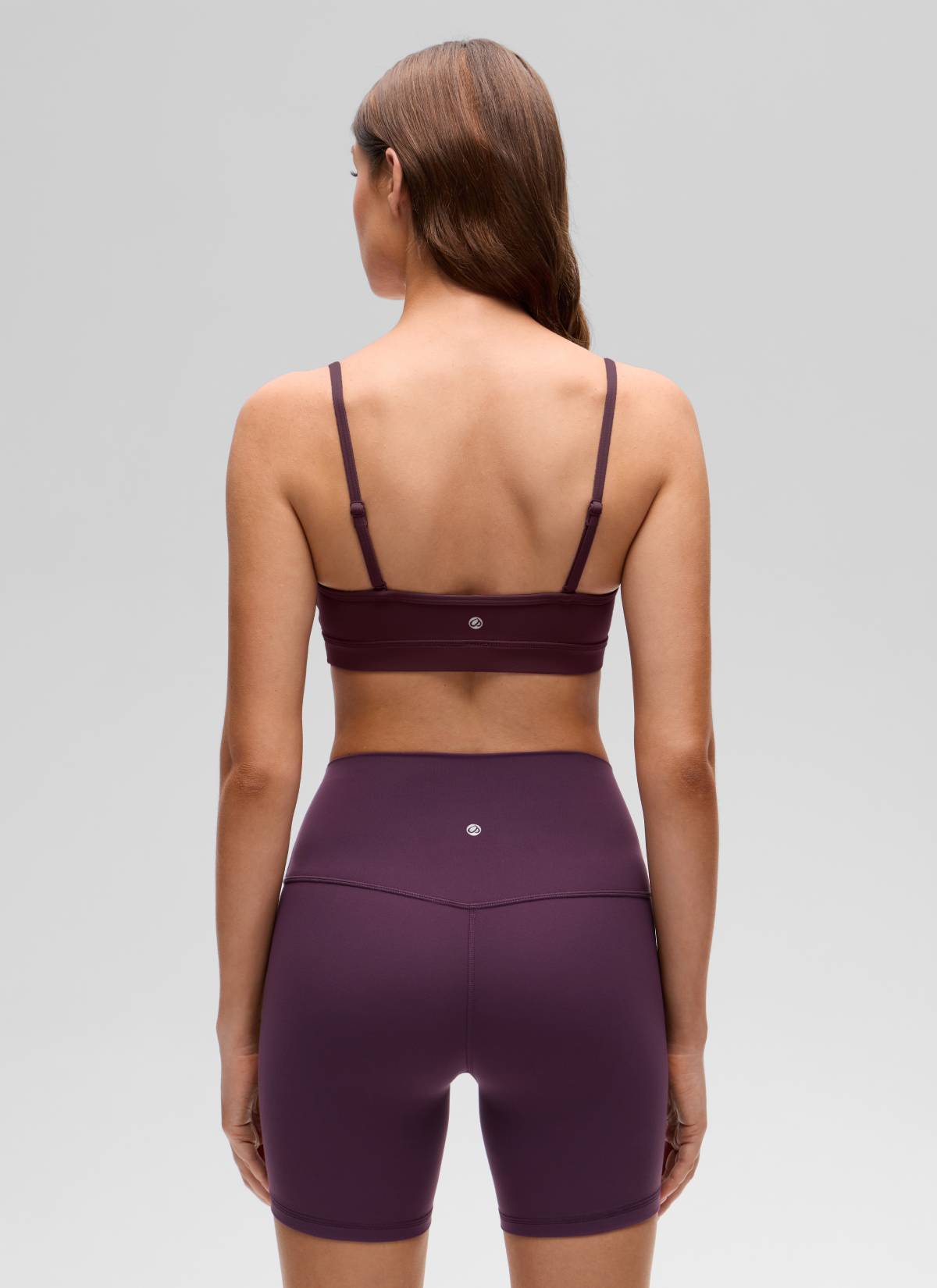 CRZ YOGA Butterluxe Áo lót thể thao yoga cổ chữ V dành cho nữ có đệm, màu Mận chín