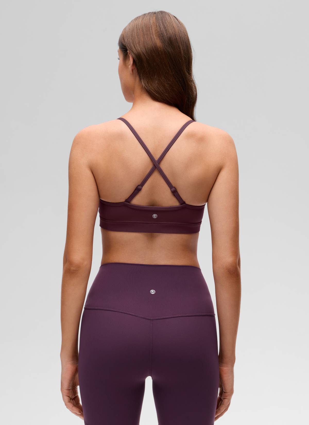 CRZ YOGA Butterluxe Áo lót thể thao yoga cổ chữ V dành cho nữ có đệm, màu Mận chín