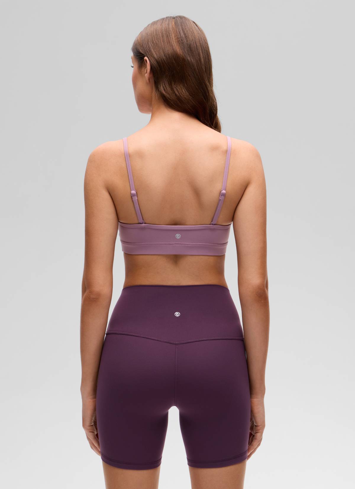 CRZ YOGA Butterluxe Áo lót thể thao yoga cổ chữ V dành cho nữ, có đệm, màu hoa oải hương nhạt