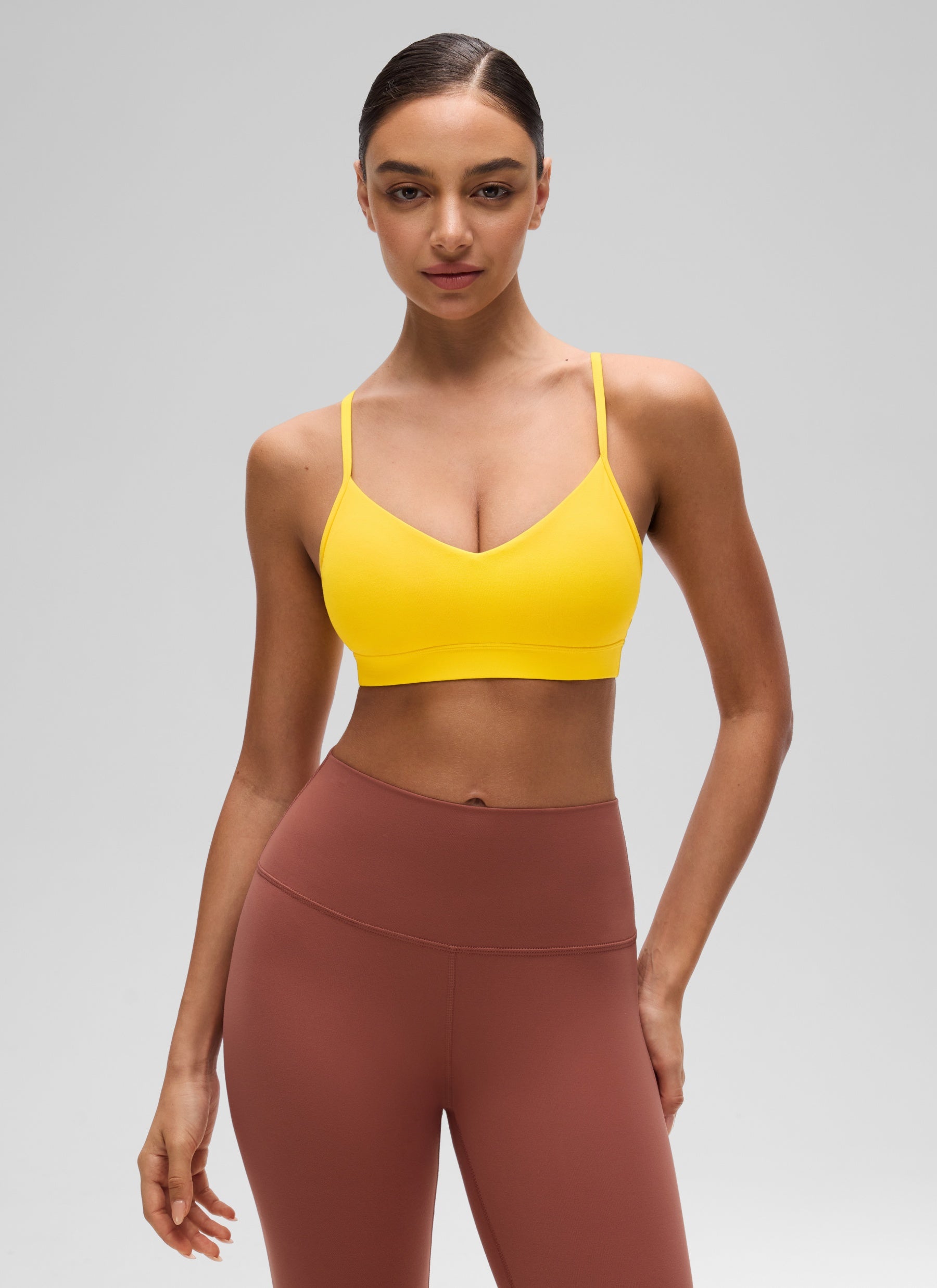 CRZ YOGA Butterluxe Áo lót thể thao yoga cổ chữ V dành cho nữ, có đệm, màu vàng phản quang