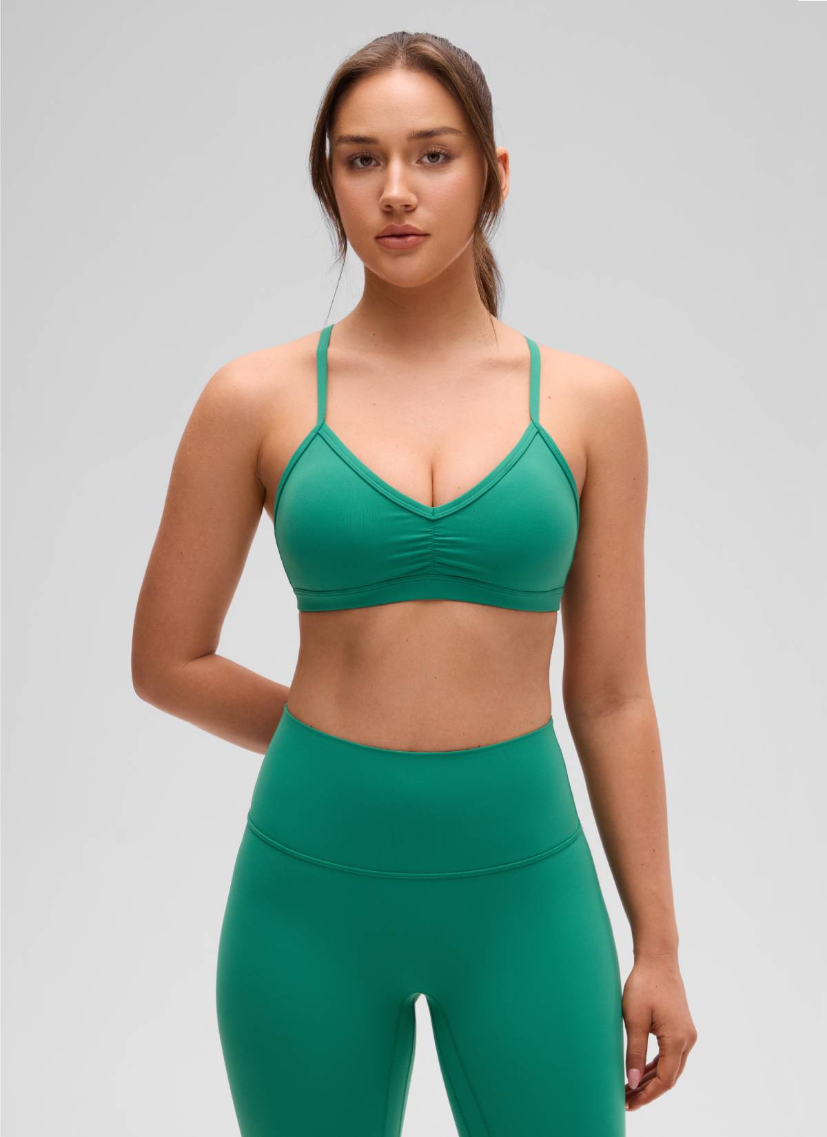 CRZ YOGA Butterluxe Bra Sukan Yoga Berlapik Leher V Wanita Berumbai Hijau Cascadia