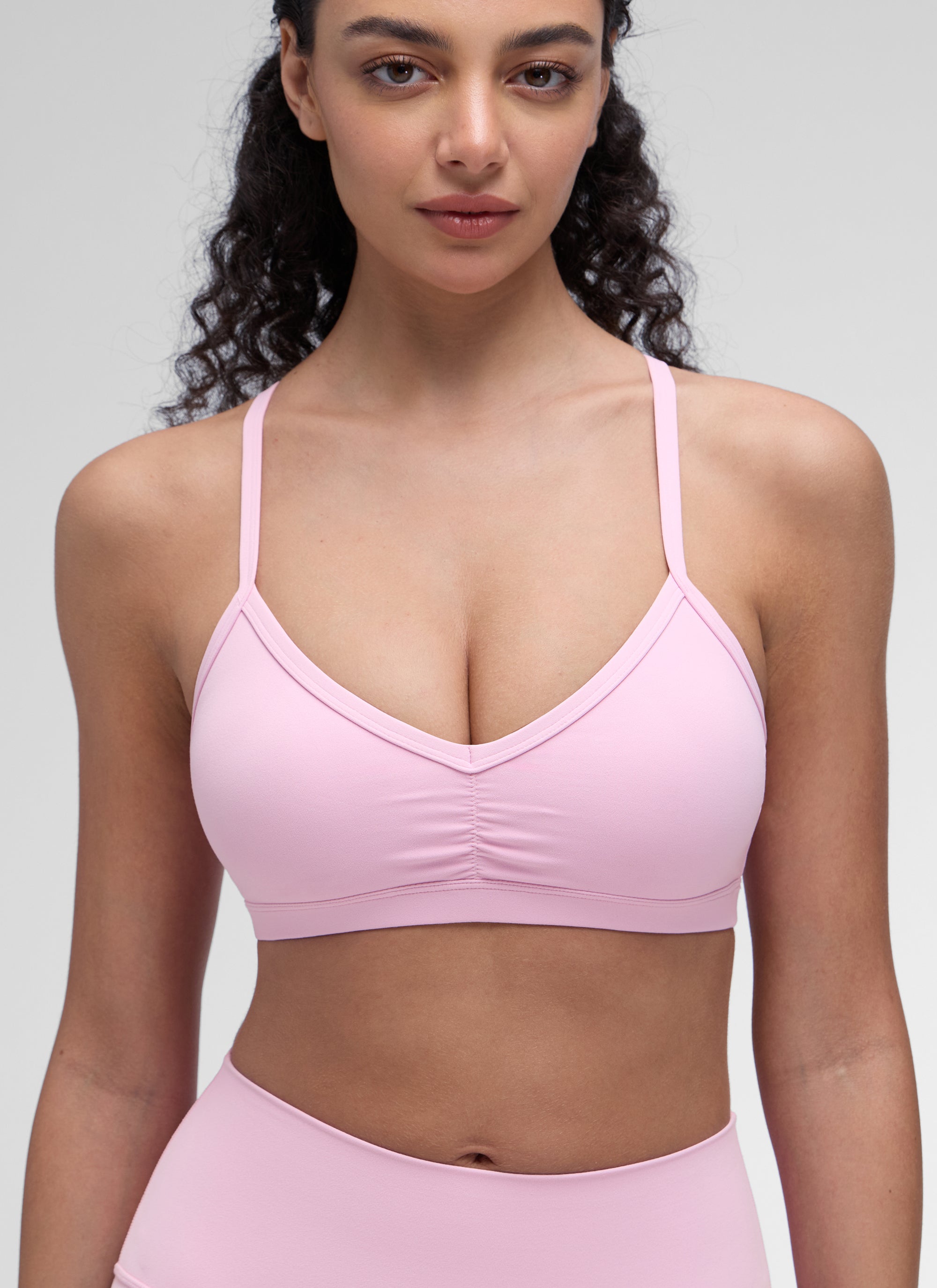 CRZ YOGA Butterluxe Womens Ruched V Neck Yoga Padded Sports Bra Vita Pink @model_info:Anano