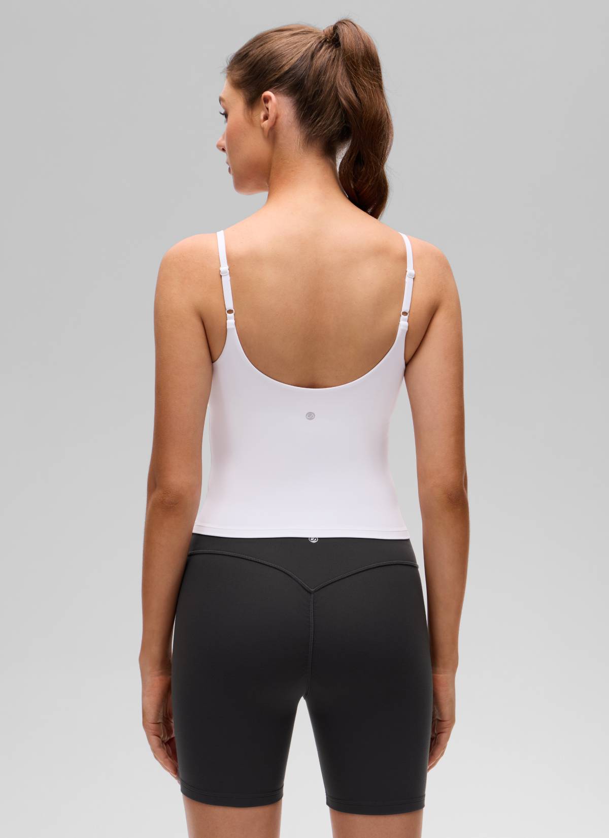 CRZ YOGA Wanita Butterluxe Bra Yoga U Panjang Pinggang Belakang Terbina Dalam Tank Putih
