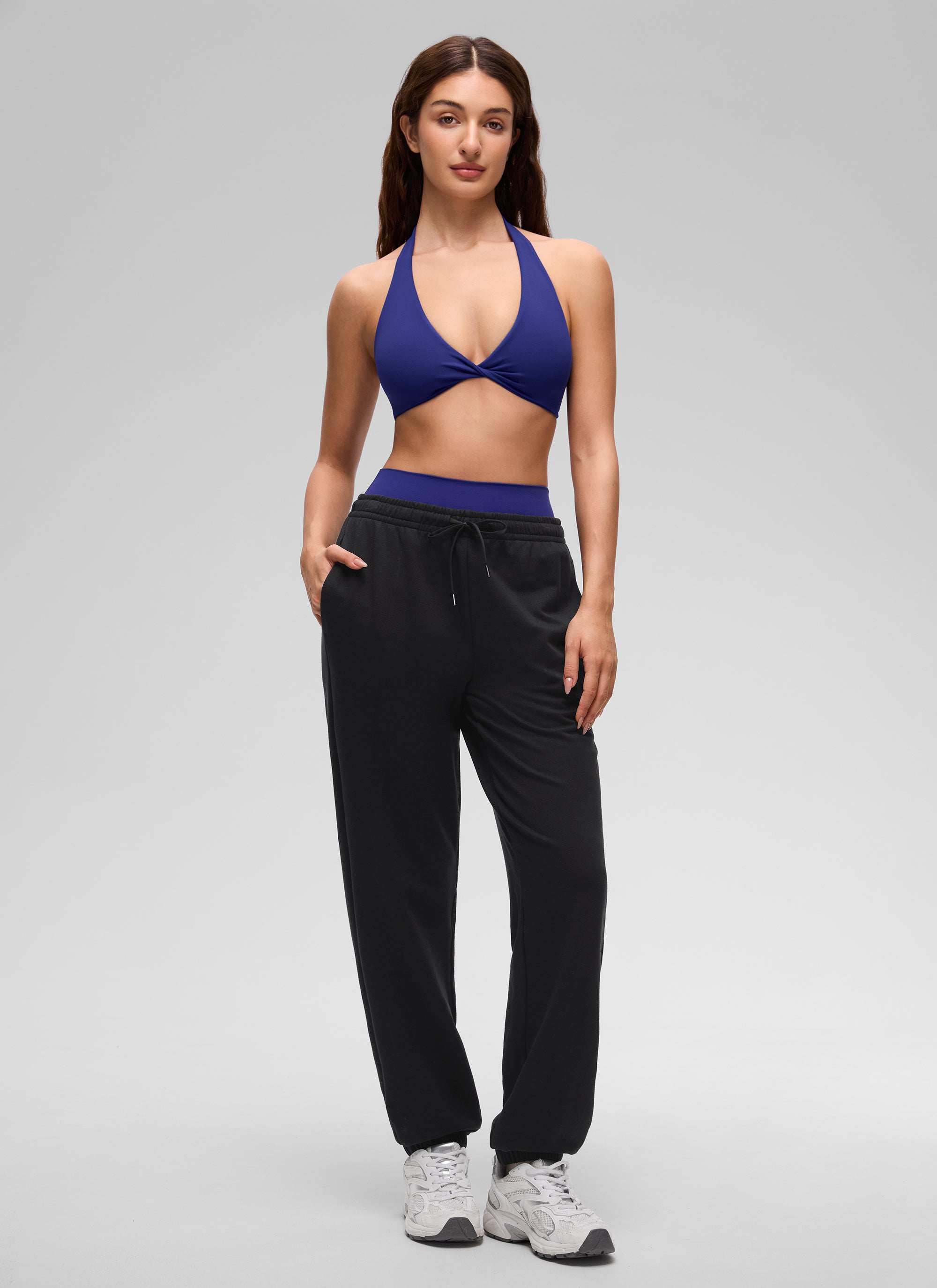 CRZ YOGA Wanita Butterluxe Bra Sukan Berlapis Dua Potongan Leher V Yoga Larkspur Biru