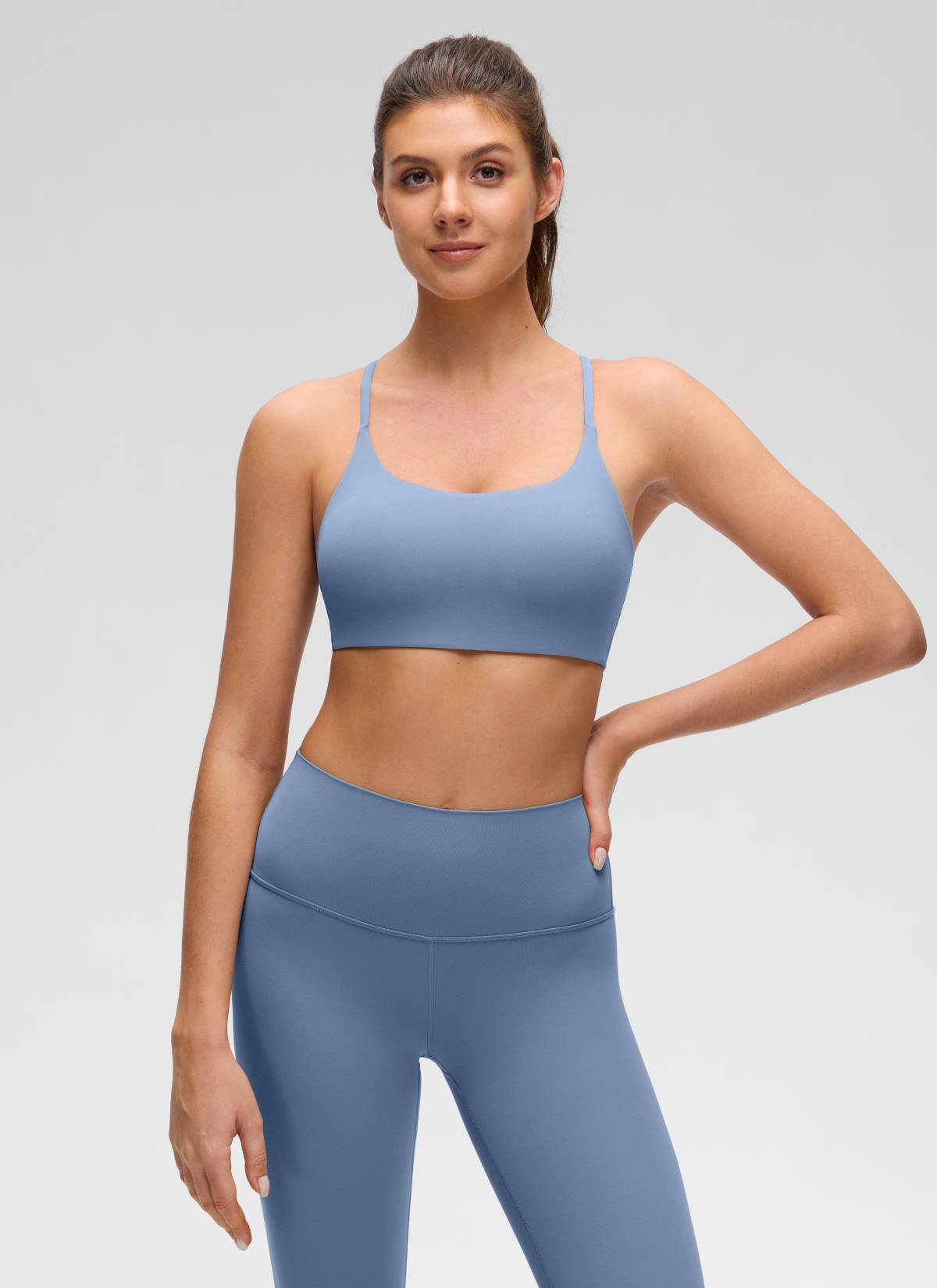 Áo lót thể thao Butterluxe nữ CRZ YOGA Butterluxe , cổ tròn, thiết kế xoắn lưng chéo, chất liệu denim đã qua xử lý