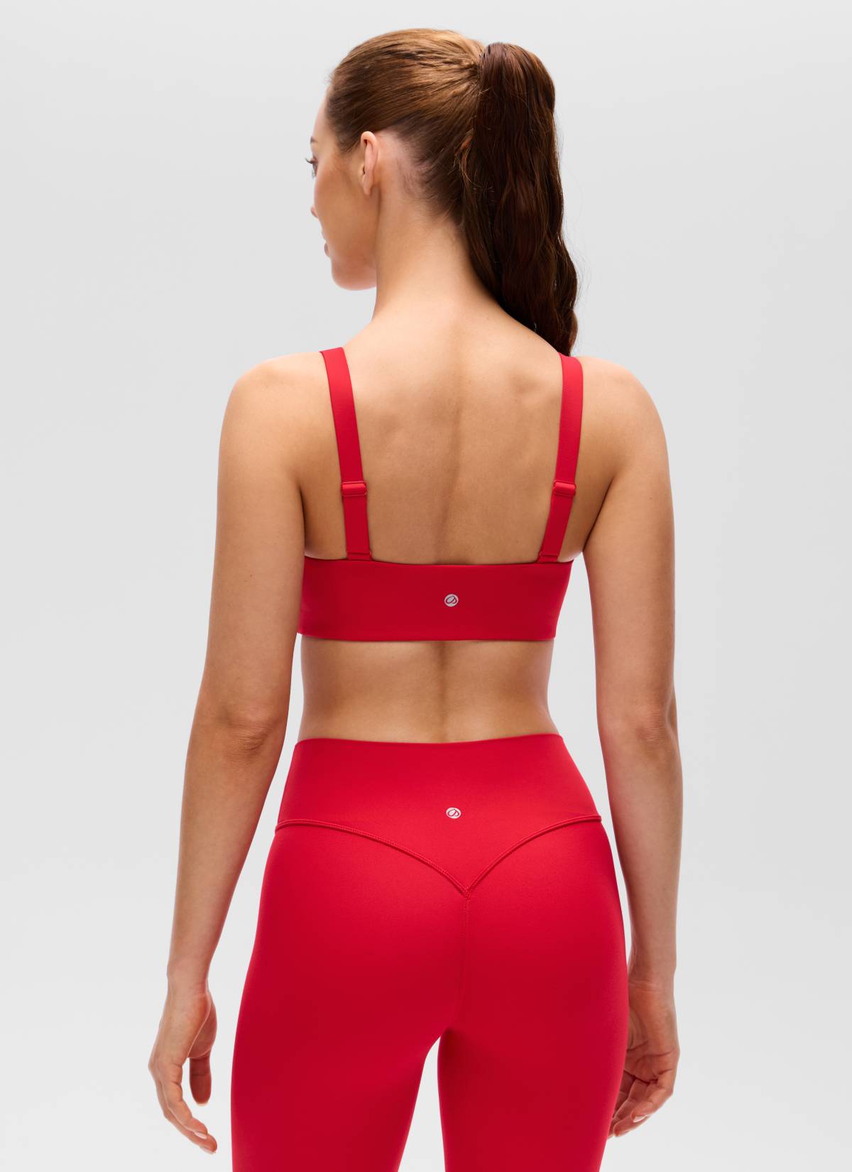 CRZ YOGA 여성용 Butterluxe 요가 U넥 스퀘어 백 스포츠 브라 오로라 레드