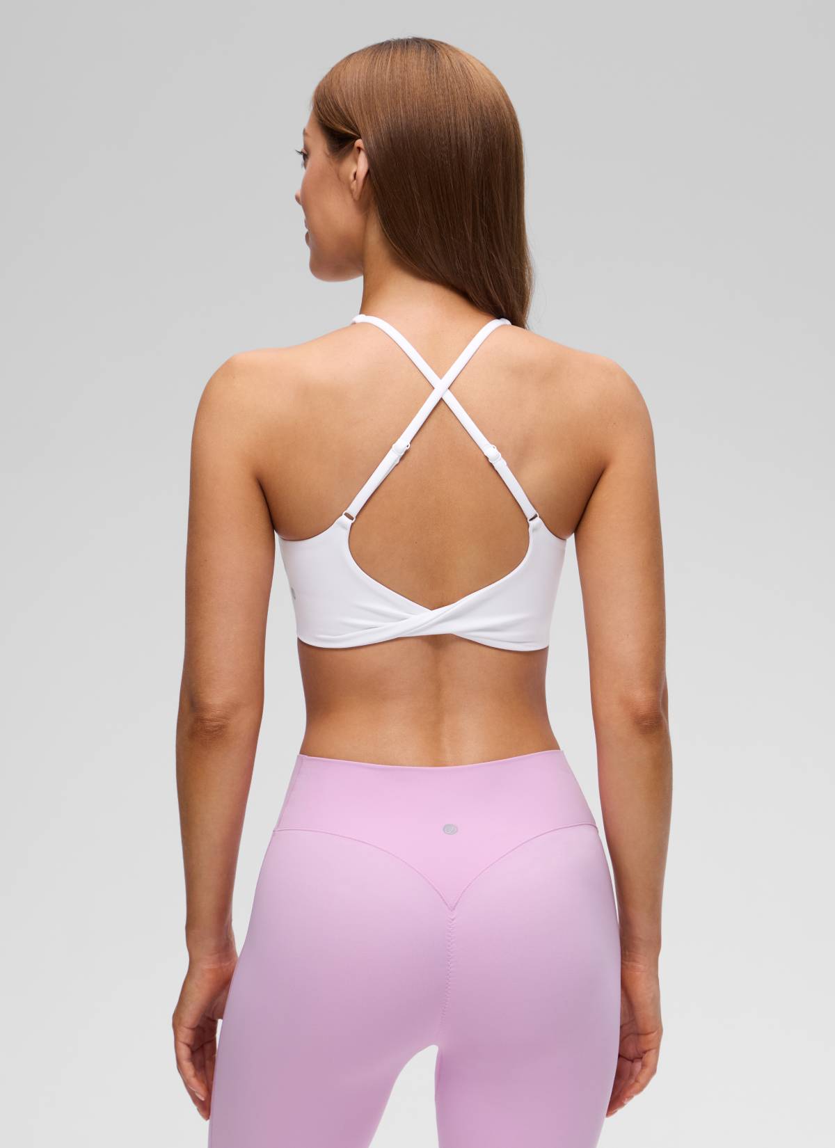 CRZ YOGA Wanita Butterluxe Bra Sukan Yoga V Neck Twist Cross Back Putih