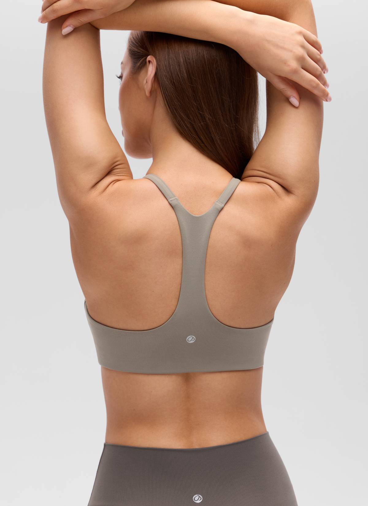 Áo lót thể thao CRZ YOGA dành cho nữ, kiểu cổ chữ V, lưng khoét sâu, dây mảnh, chất liệu vải " Butterluxe ", màu xám tro ấm