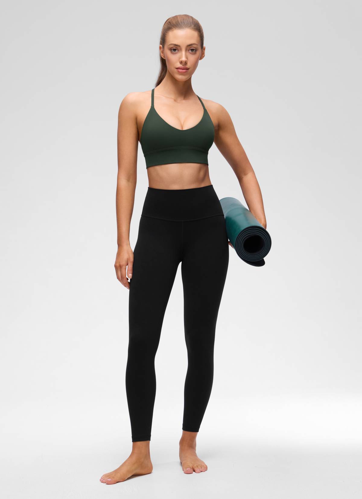 CRZ YOGA 여성용 Butterluxe 요가 V넥 크로스 백 롱라인 스포츠 브라 레전드 그린