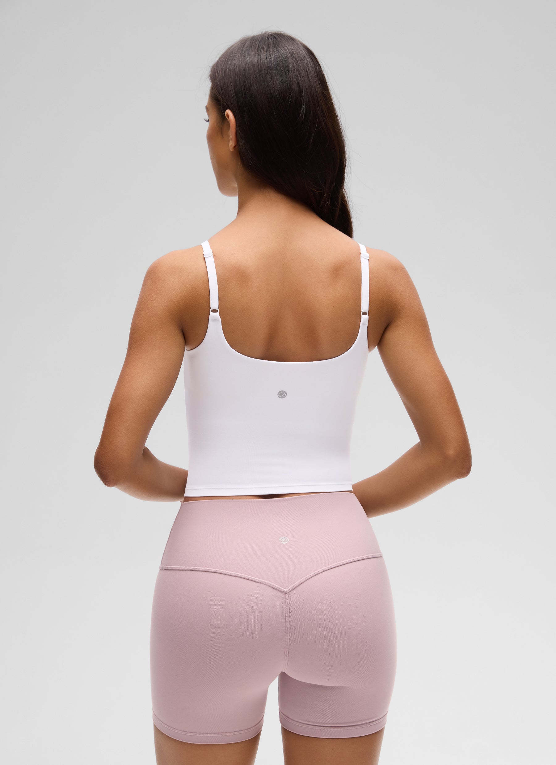 CRZ YOGA 여성 Butterluxe 요가 셔링 V넥 U백 크롭 패디드 탱크탑 화이트