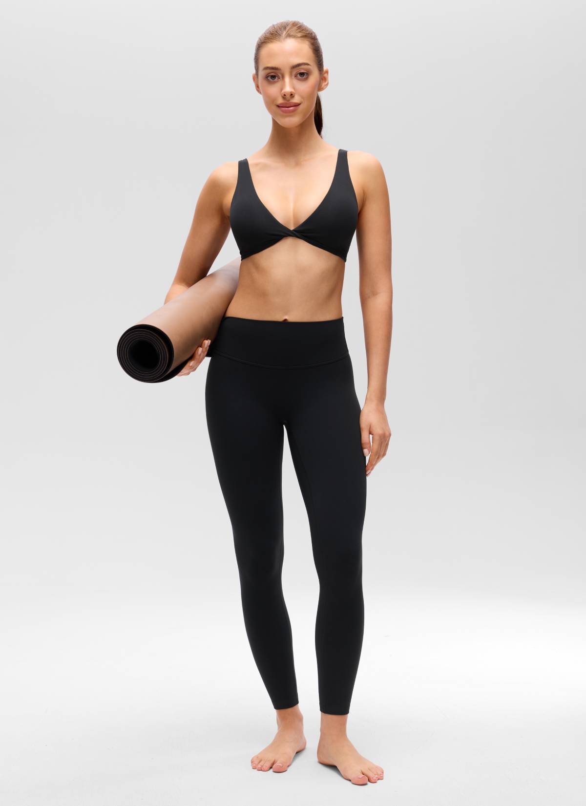 CRZ YOGA 여성용 Butterluxe 요가 트위스트 V넥 U백 스포츠 브라 블랙