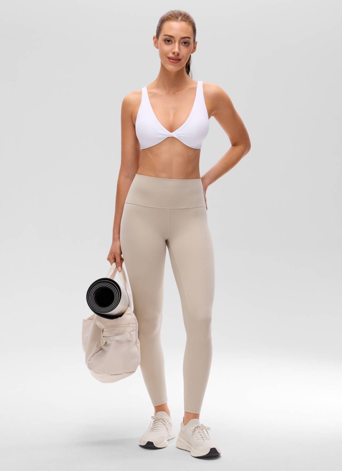 CRZ YOGA 여성용 Butterluxe 요가 트위스트 V넥 U백 스포츠 브라 화이트