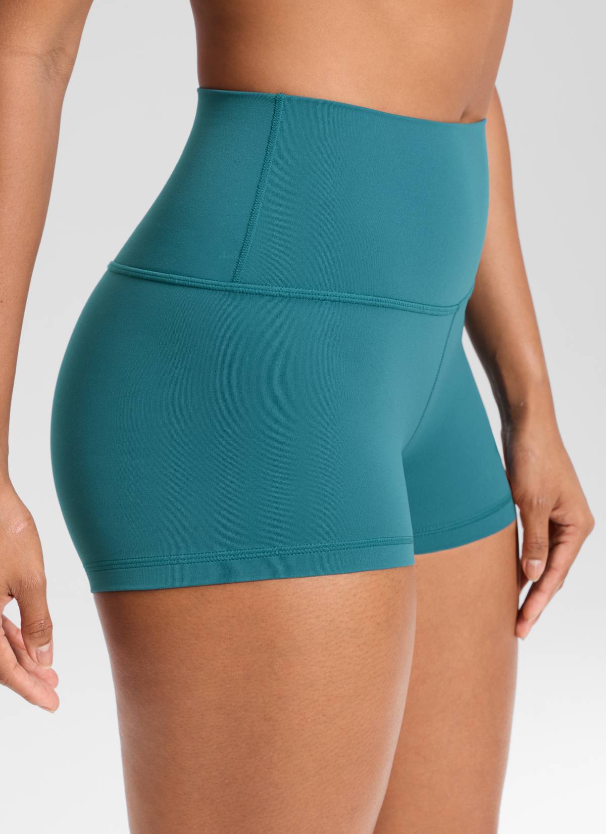 CRZ YOGA Yoga Wanita Booty Tinggi Butterluxe Seluar Pendek Biker 2.5'' Jade Hijau