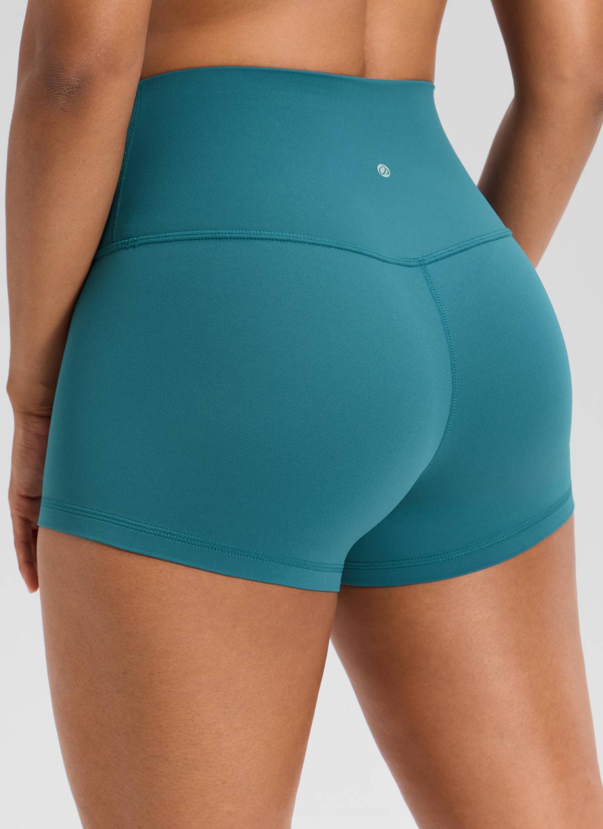 CRZ YOGA Yoga Wanita Booty Tinggi Butterluxe Seluar Pendek Biker 2.5'' Jade Hijau