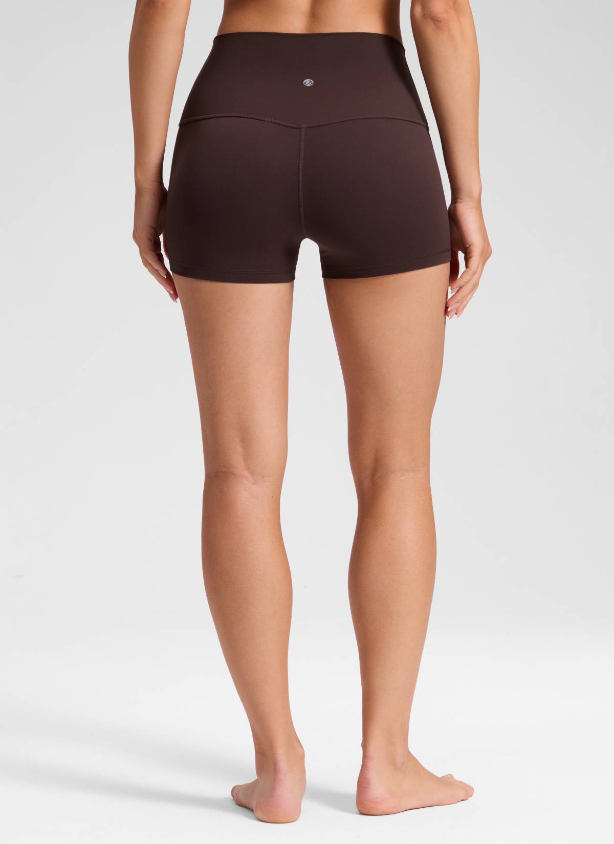 CRZ YOGA Yoga Wanita Booty Tinggi Butterluxe Seluar Pendek Biker 2.5'' Coklat Fudge Panas