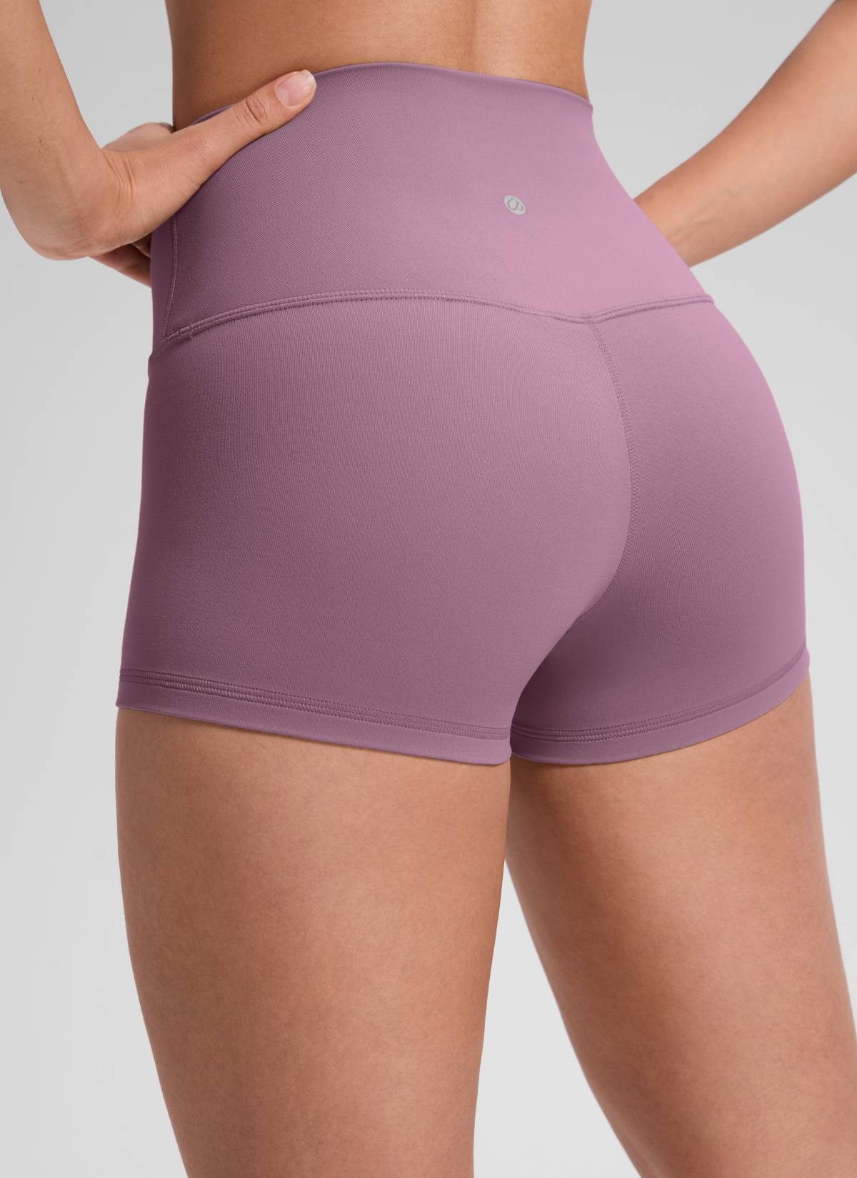 CRZ YOGA Yoga Wanita Booty Tinggi Butterluxe Seluar Pendek Biker 2.5'' Lavender Muda