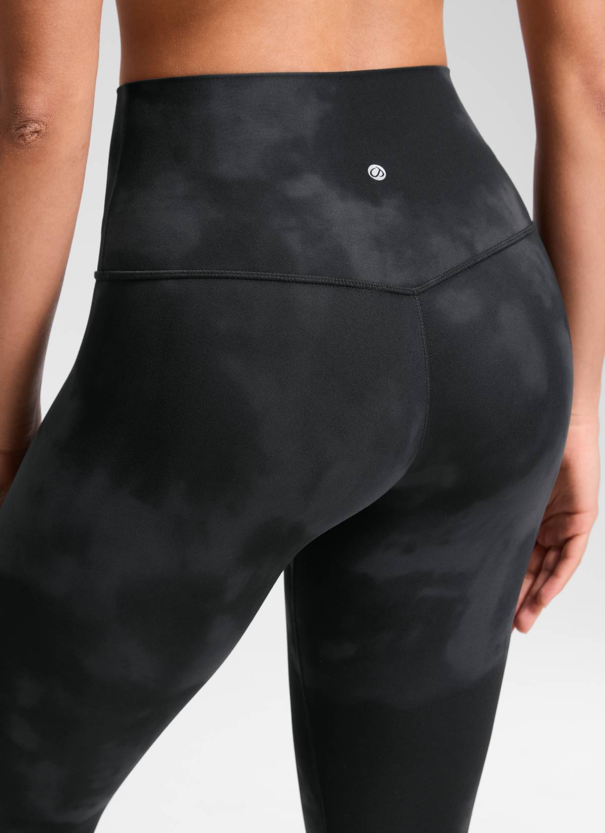 Ruang Istirehat Yoga Wanita CRZ YOGA Bertingkat Tinggi Butterluxe Legging Yoga 19'' Bunga Pewarna Hitam Ikat
