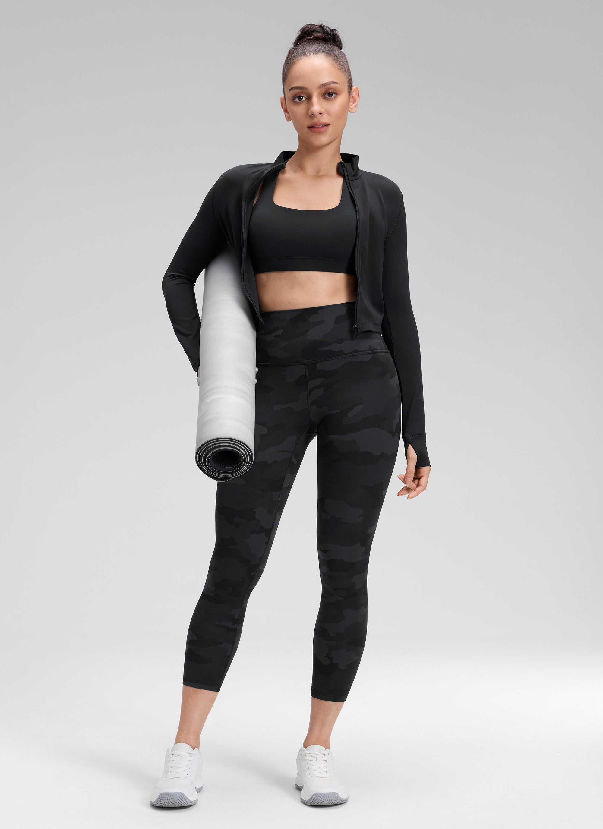 CRZ YOGA Women's Yoga Lounge High Rise Butterluxe Yoga Leggings 23'' Dark Grey Camouflage 2 @model_info:Bruna