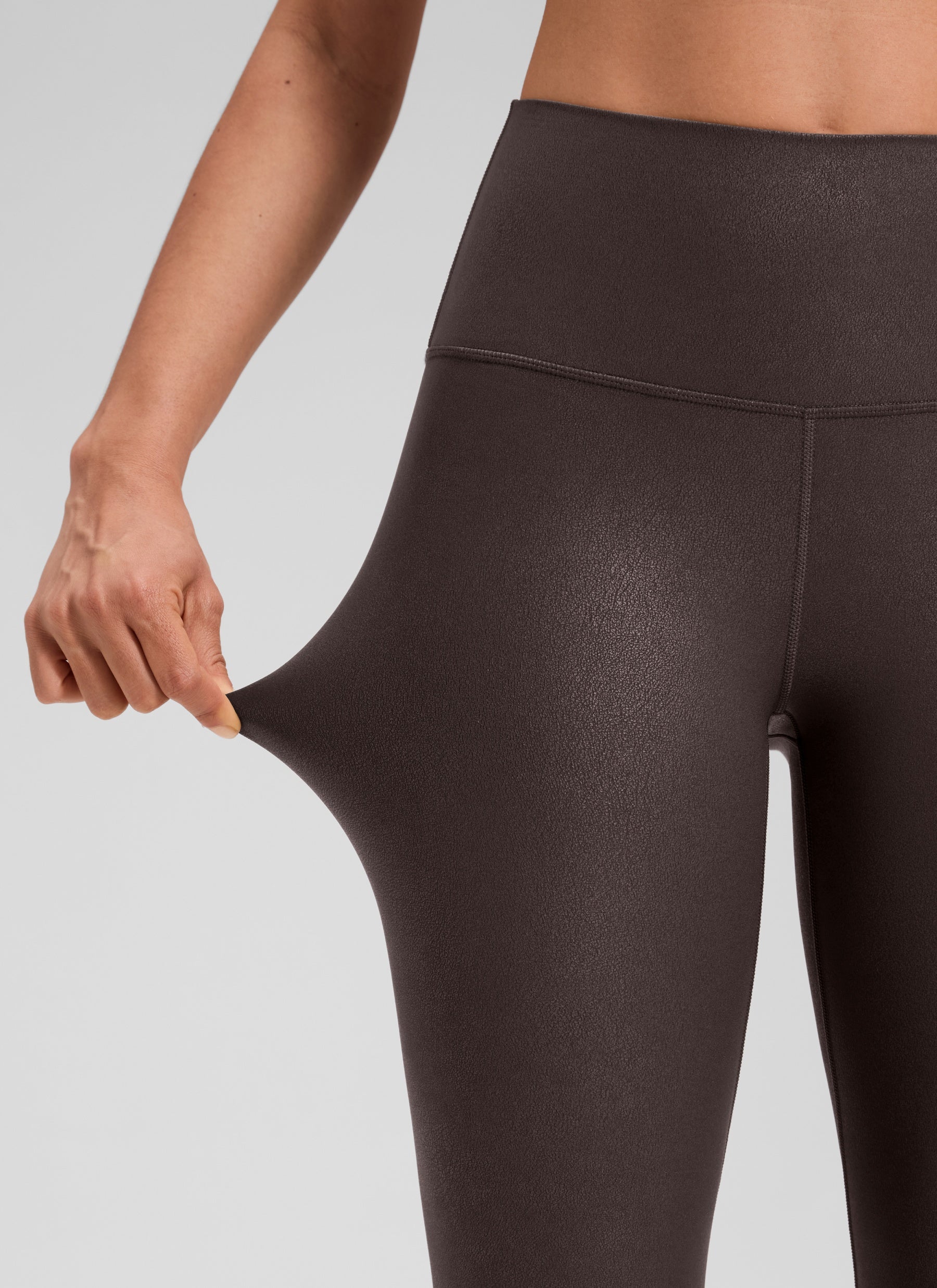 Seluar Legging Kulit Tiruan Matte Butterluxe Wanita CRZ YOGA 64 cm Corak Kerajang Perang Hot Fudge
